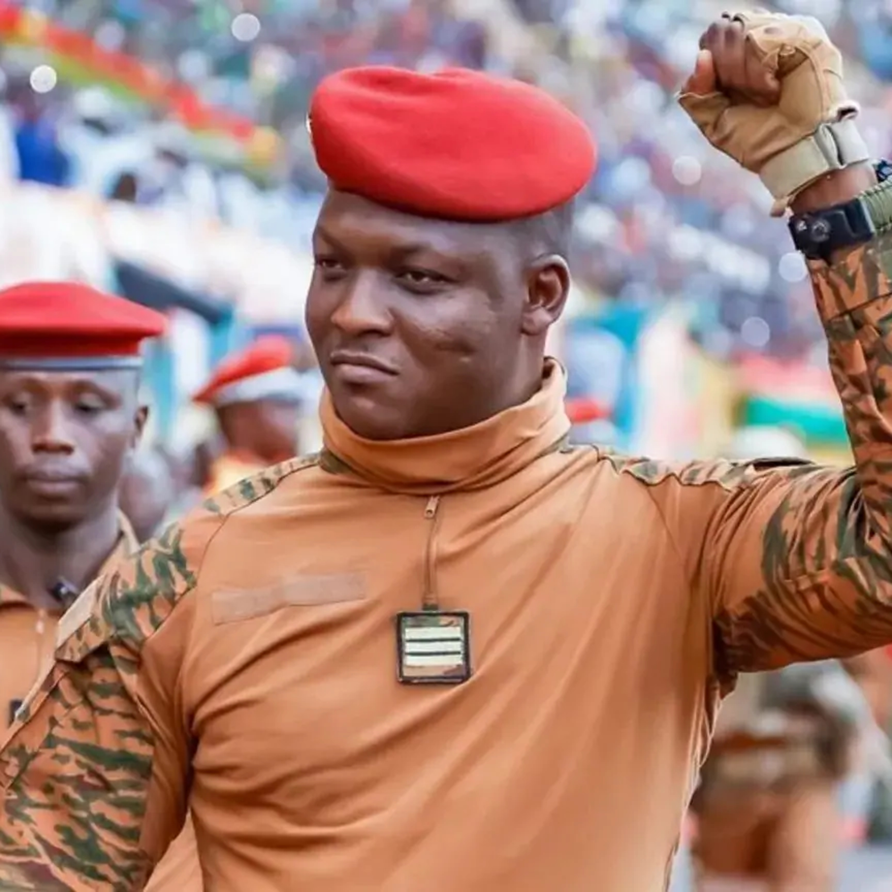 Traoré sfida l’Occidente, i jihadisti ringraziano