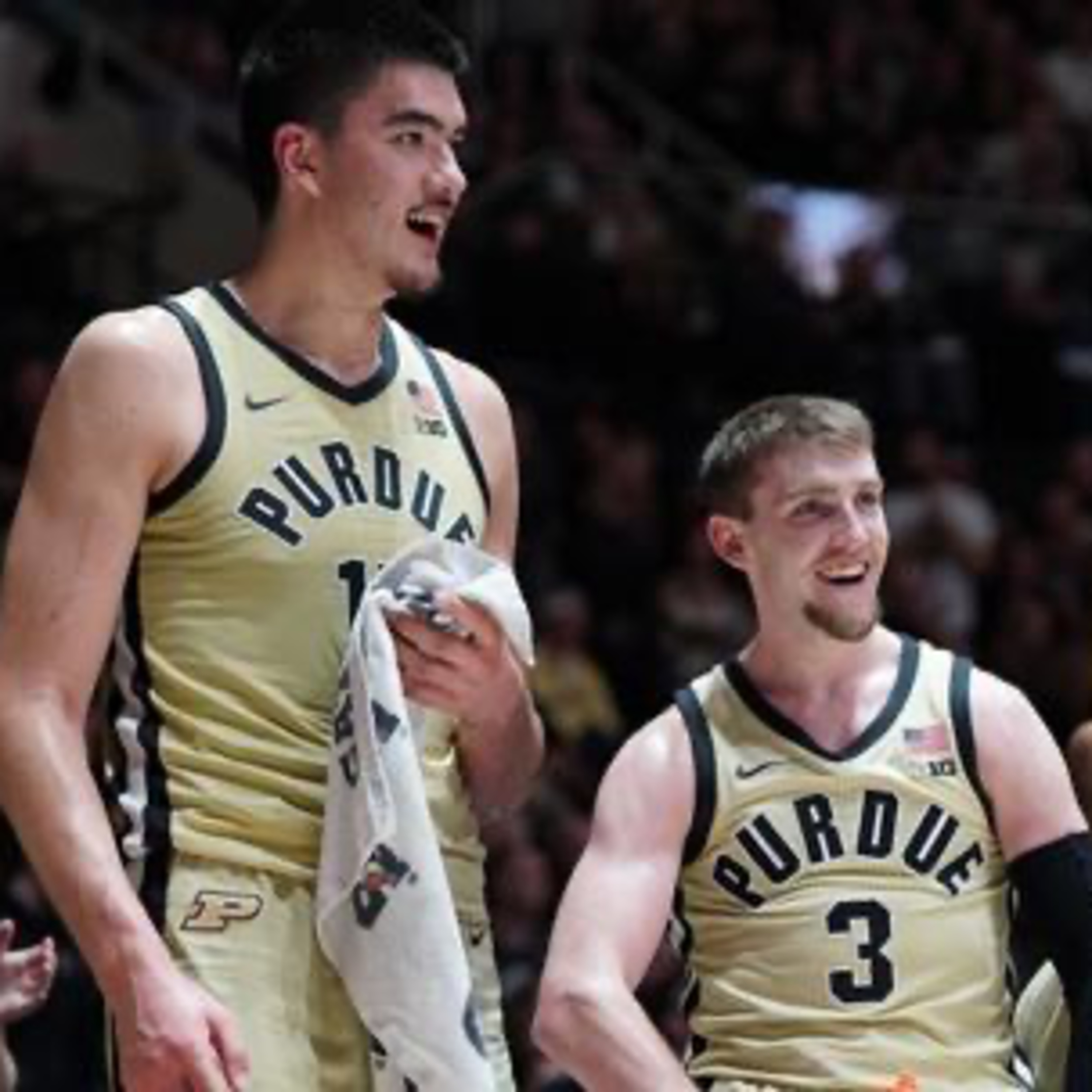 EP65 NCAA Basketball Champions Classic, Purdue Update, NFL Week 11 Extra Juicy Dawgs episode artwork