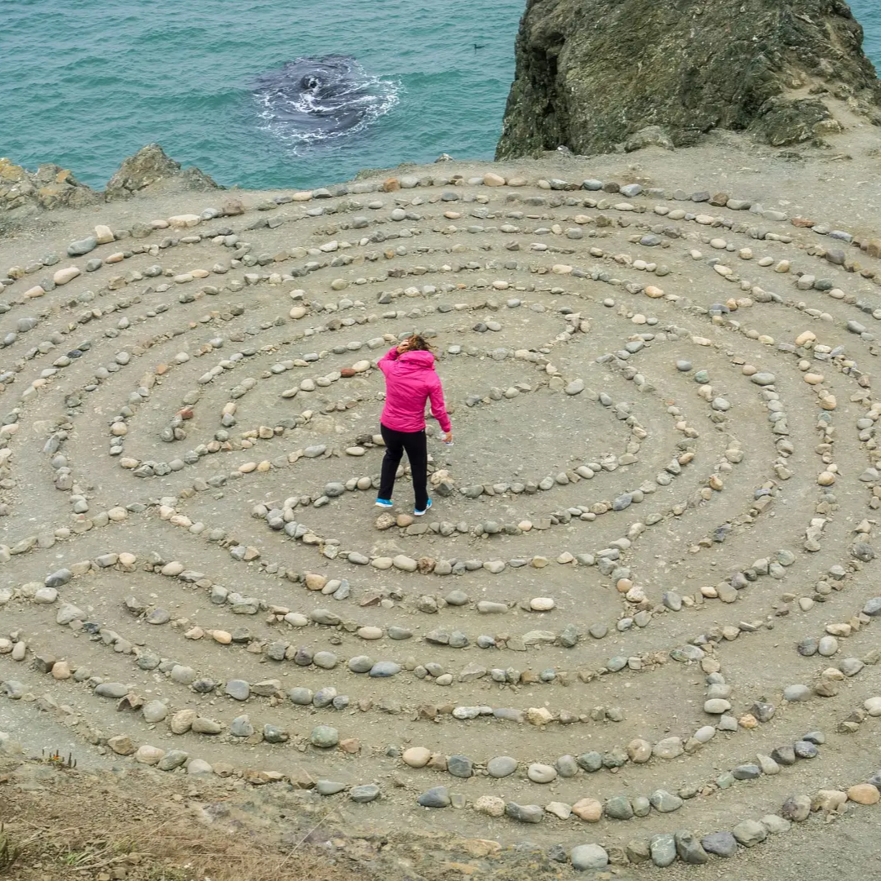 Staying at the centre of the labyrinth I Heather Plett episode artwork