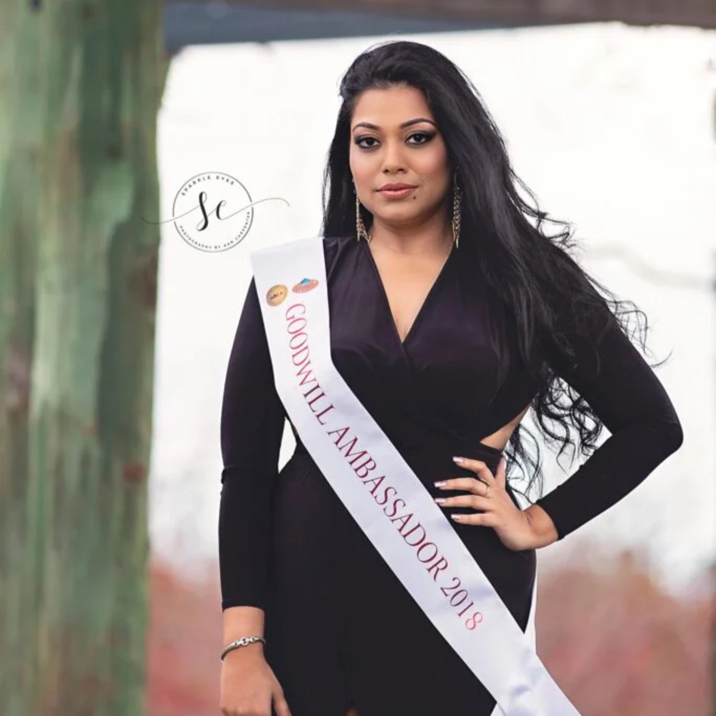 From Surviving Cancer to Global Creative Powerhouse: The Remarkable Journey of Saroni Roy episode artwork