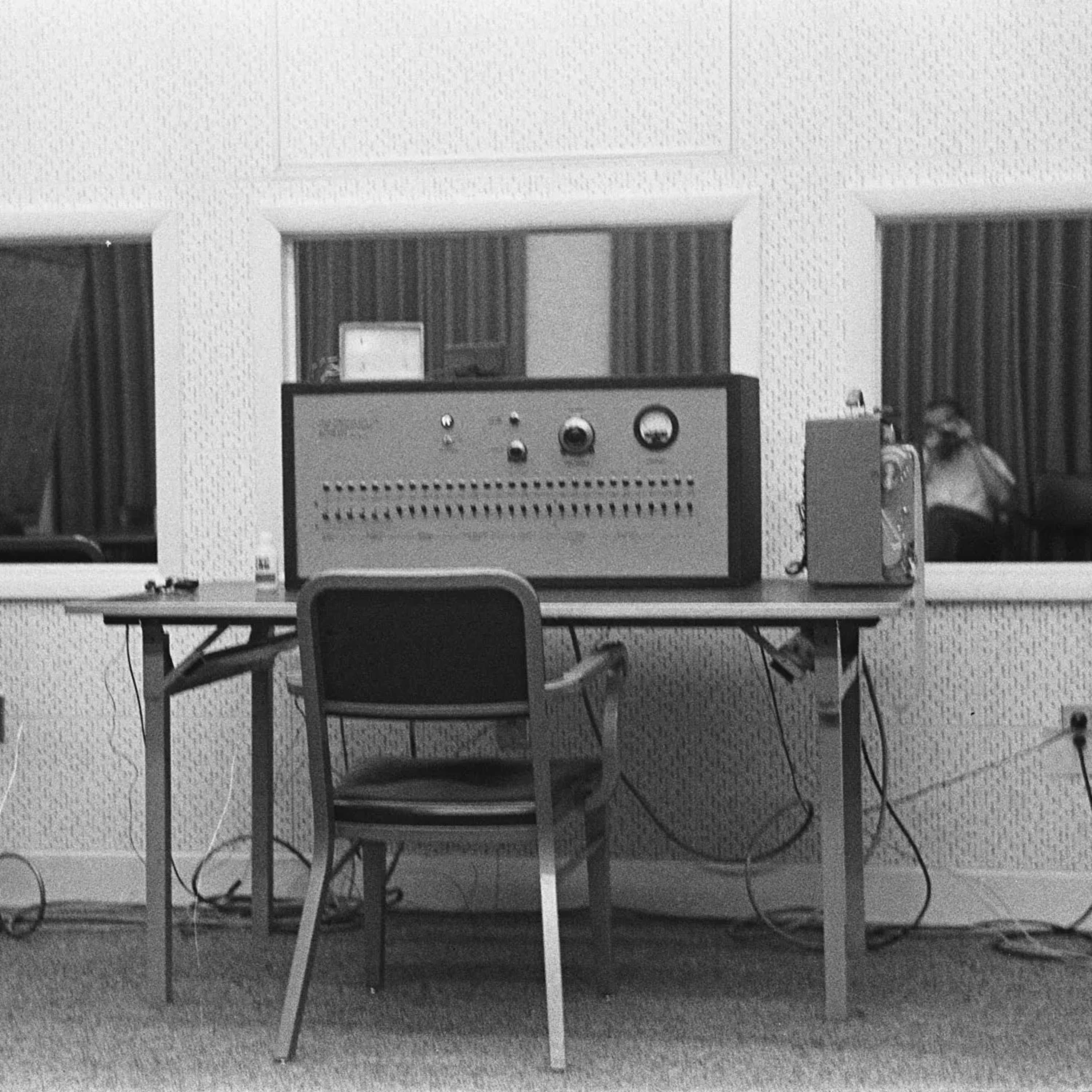 2025-07-11: Milgram Eksperimentai | 1 dalis episode artwork