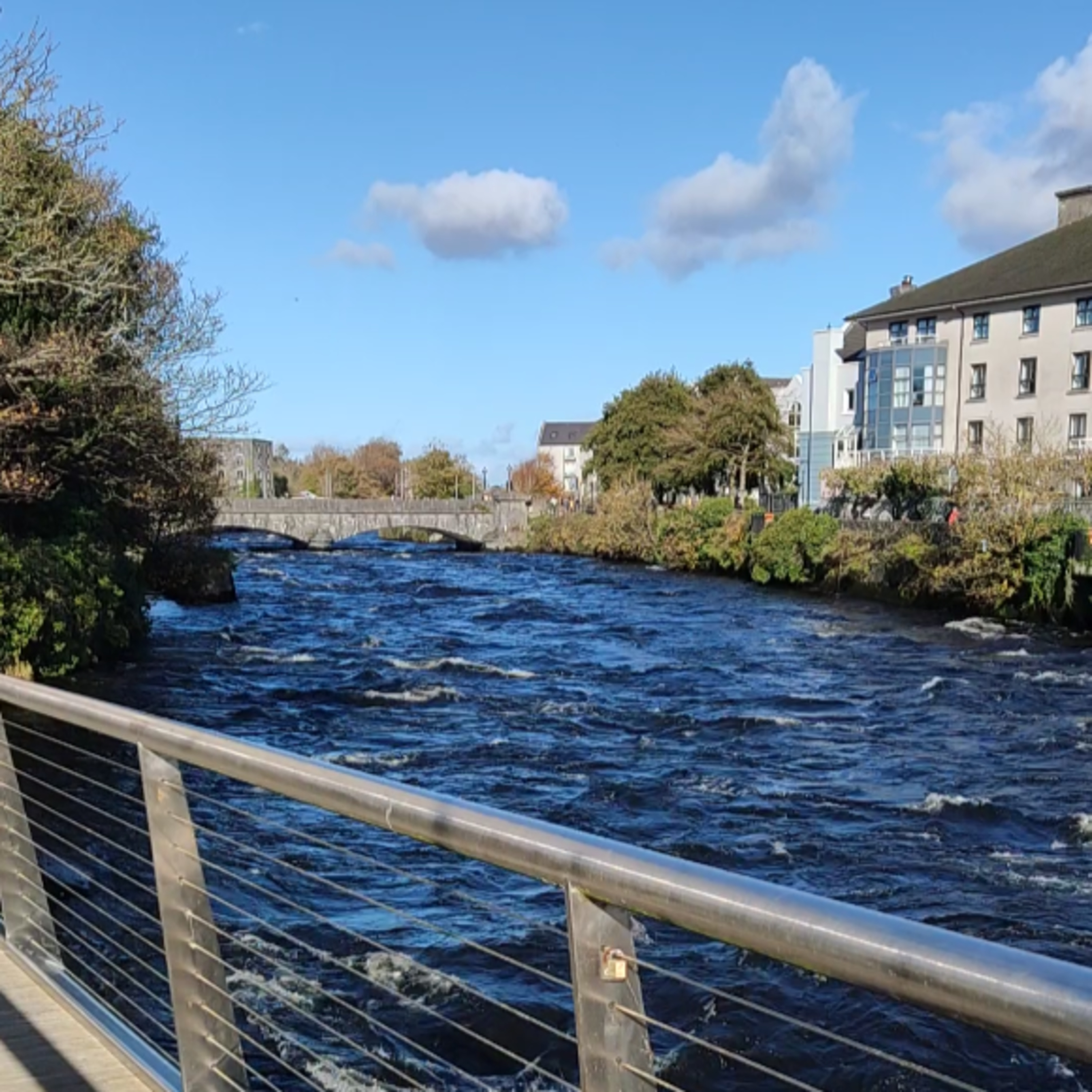 détente : bruit de rivière tranquille à Doolin