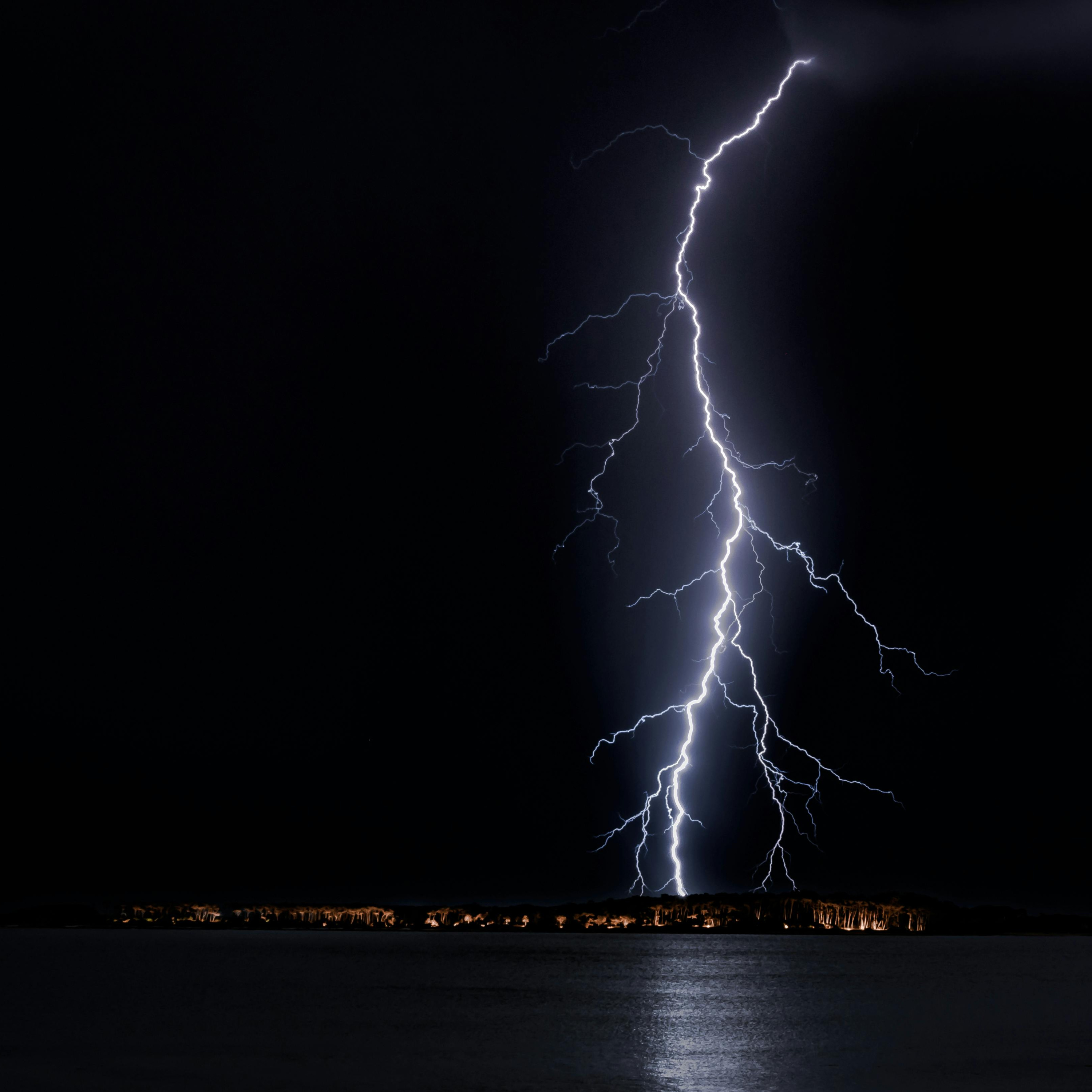 Son de forte pluie et orage relaxant