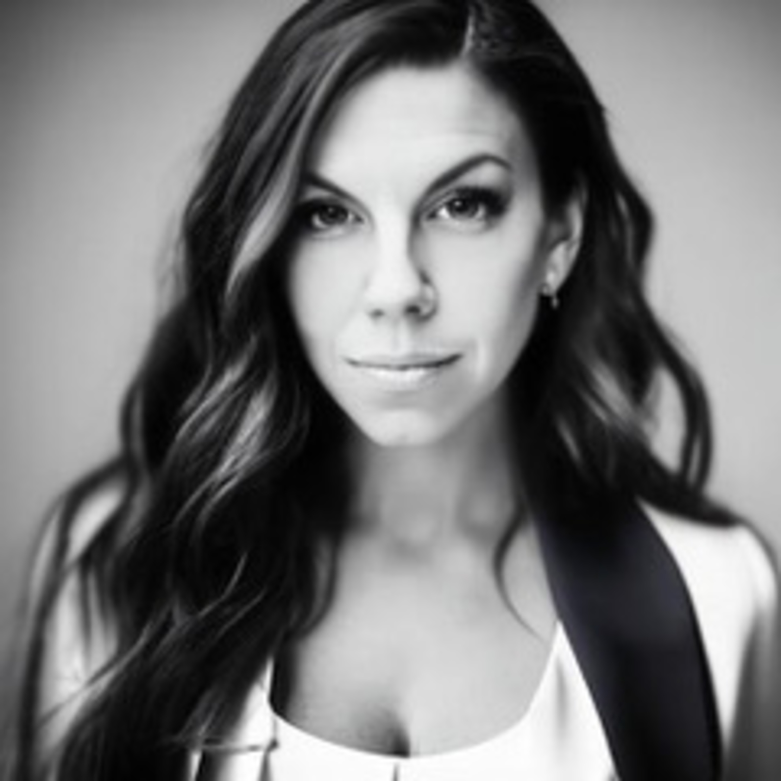 Leadership and Reflections on Betting on Yourself with Arielle Lapiano (Ep. 49) episode artwork