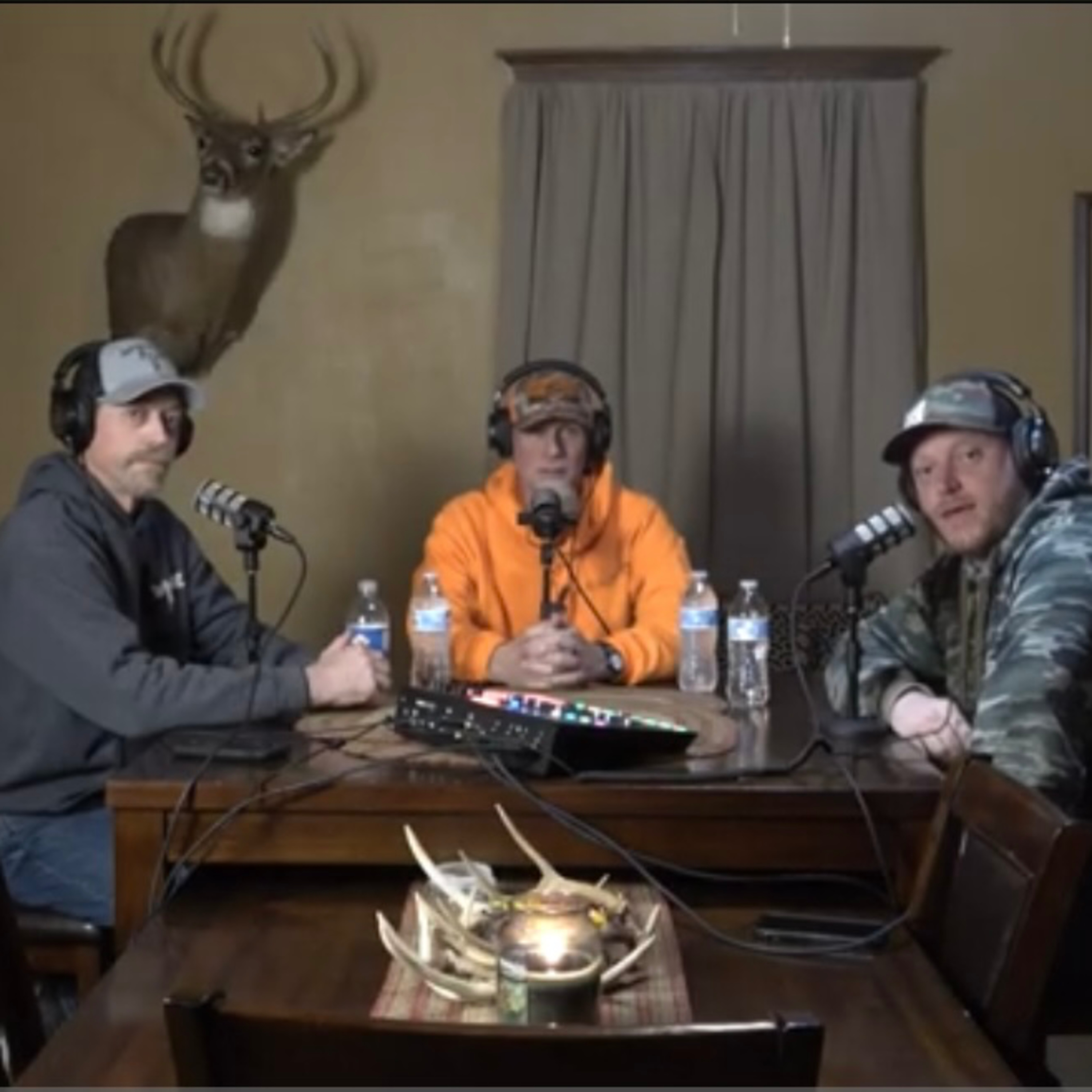 Episode 3 - Tracking deer. Shon Butler with Long Spur Tracking.
