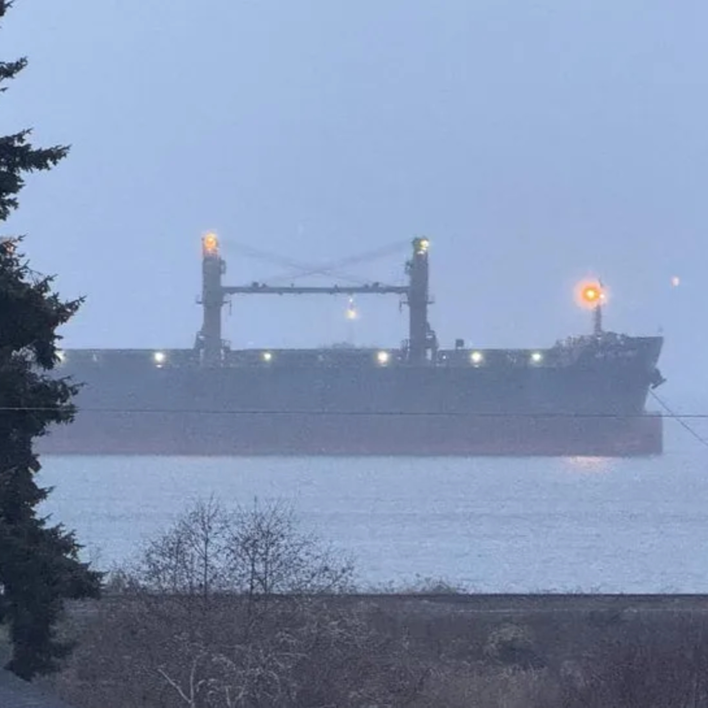 The Ship Report: It's a Pacific Northwest kind of week: rain, ships and fog horns episode artwork