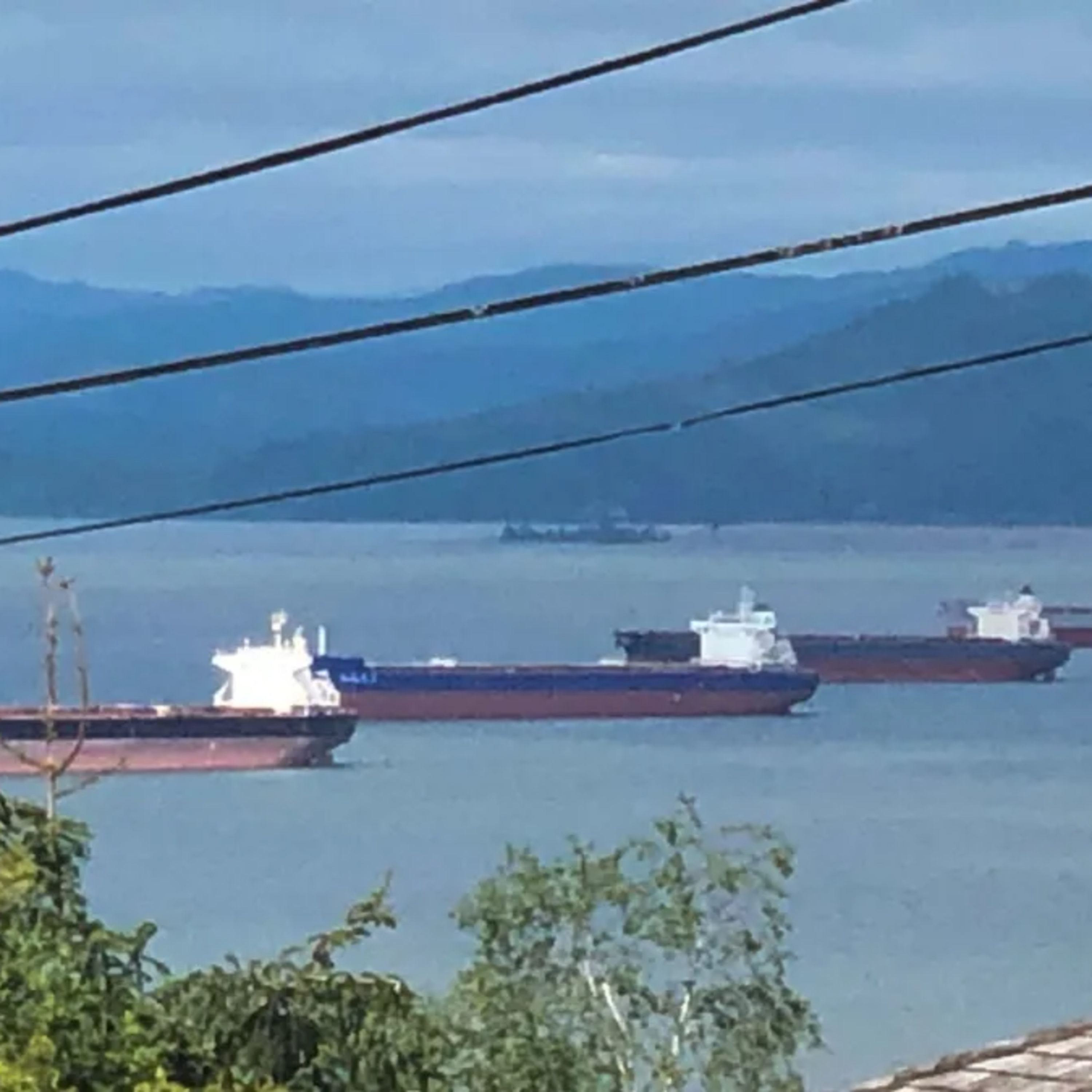 The Ship Report: How ships load and unload cargo episode artwork