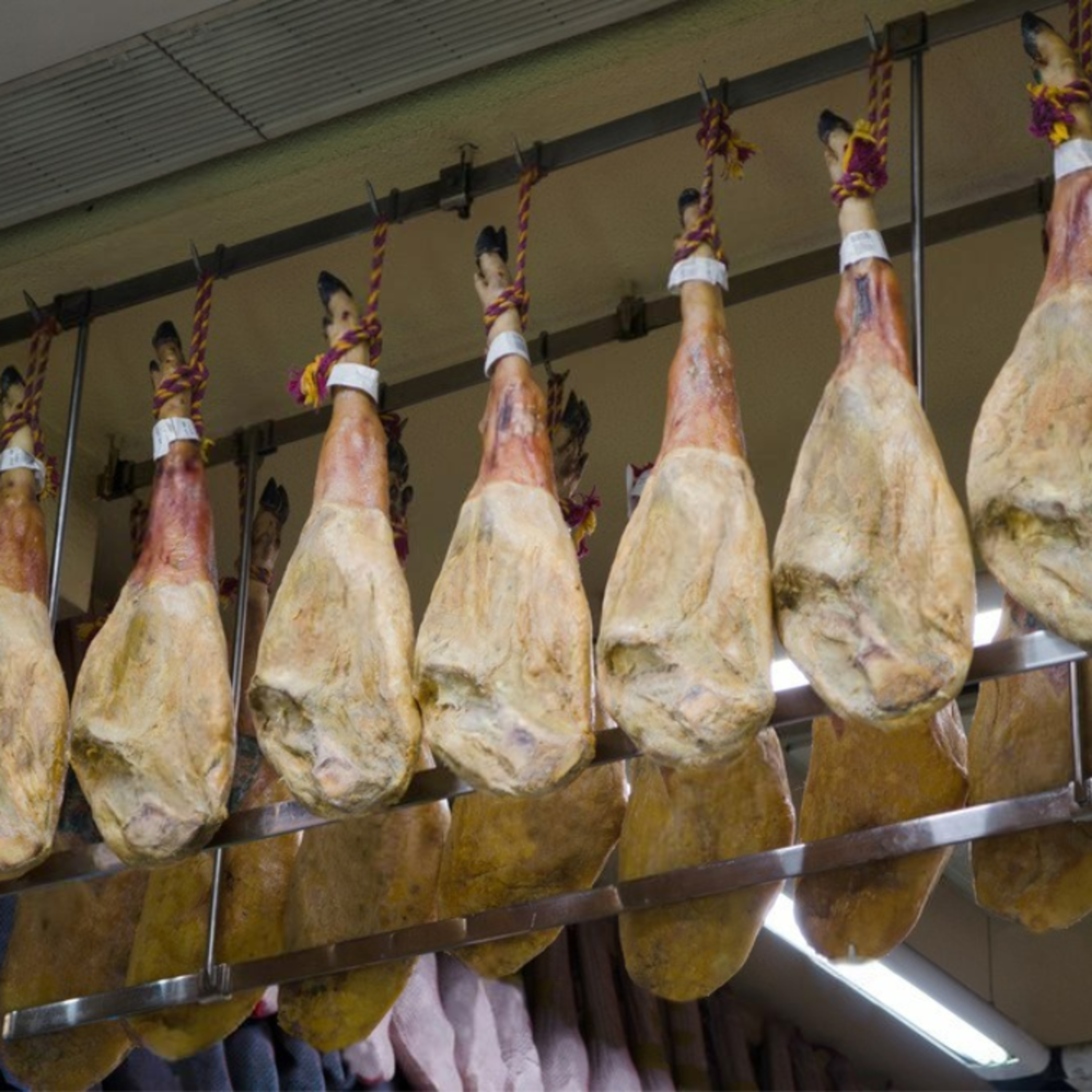 Cotizaciones a 20 de abril de la mesa de despiece de porcino ibérico de Salamanca

 episode artwork