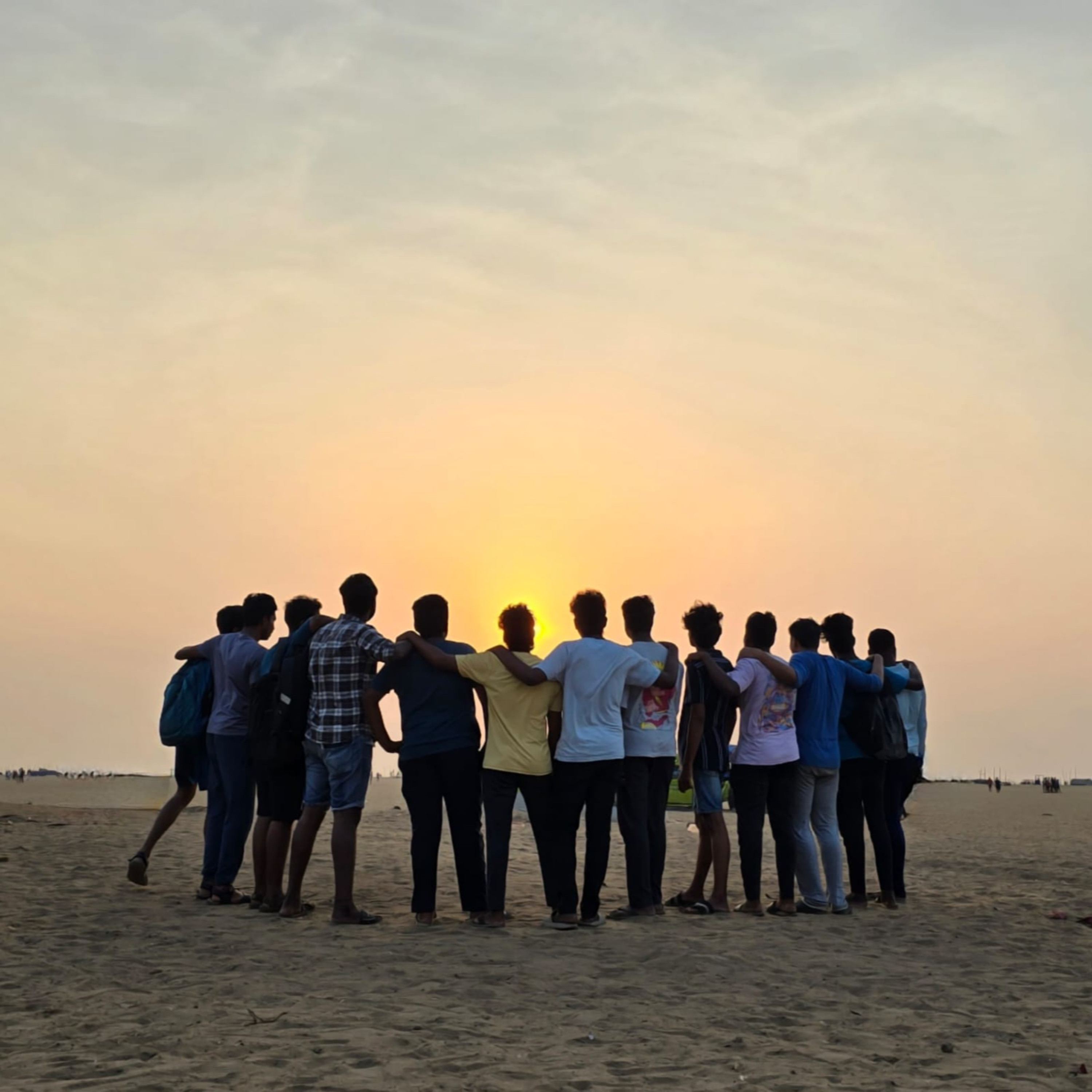 Mana Kumural - Tamil Podcast