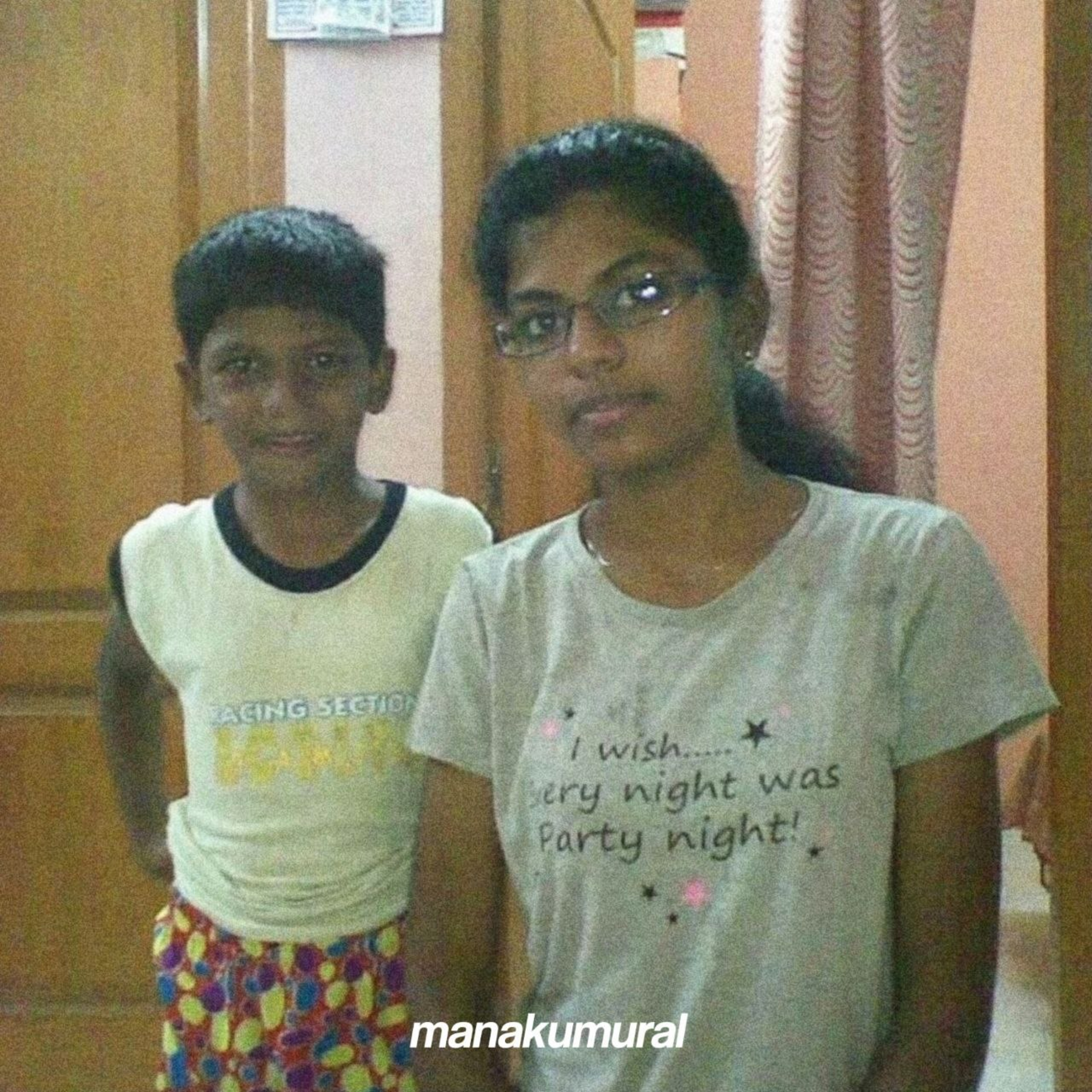 Mana Kumural - Tamil Podcast