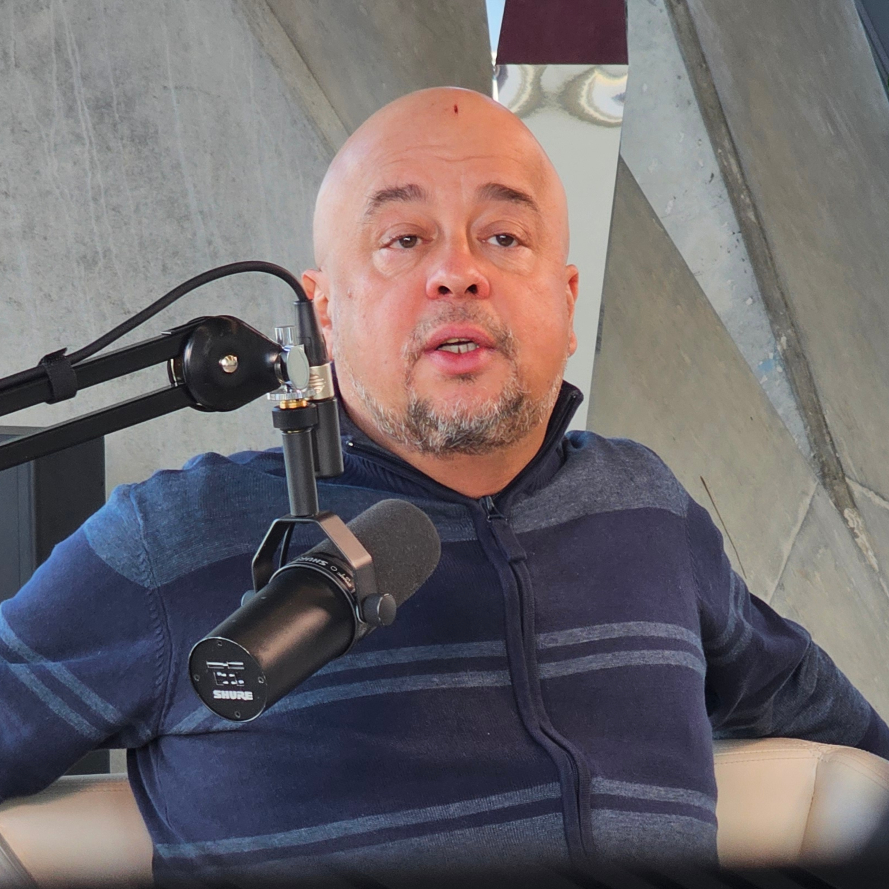 Ljubno podcast s Špelo Rogelj #18 - Bojan Makovec episode artwork