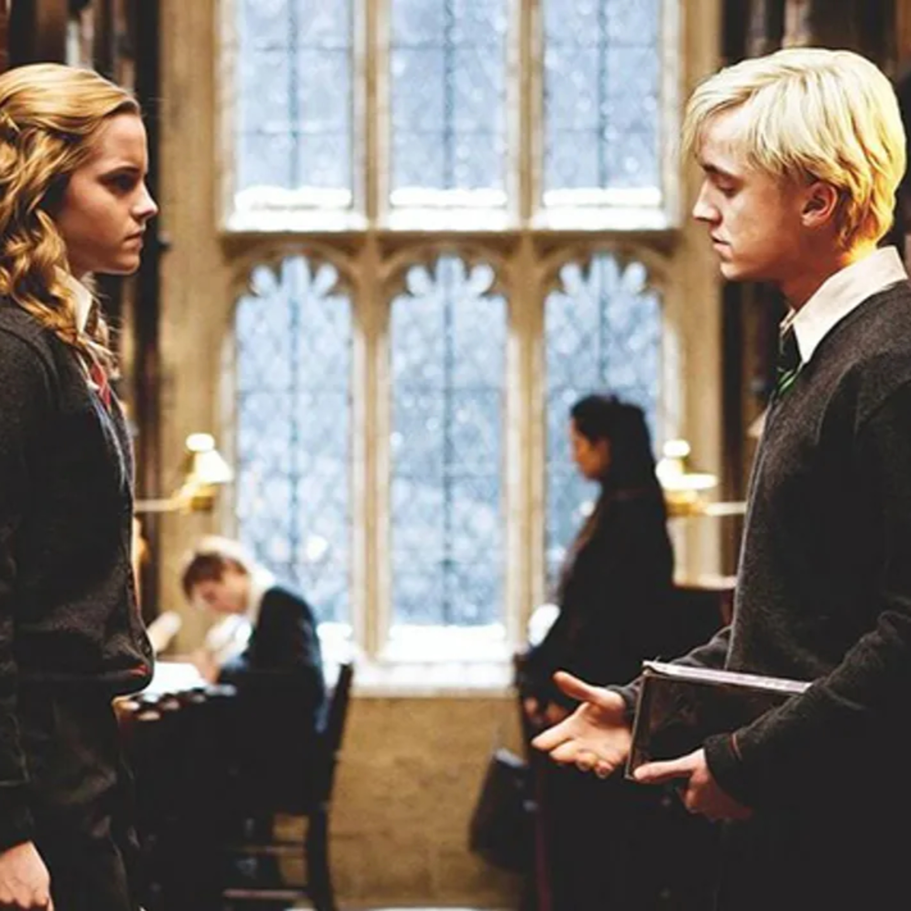 Birbirimize Harry Potter Fanfic'i Yazdırıyoruz!