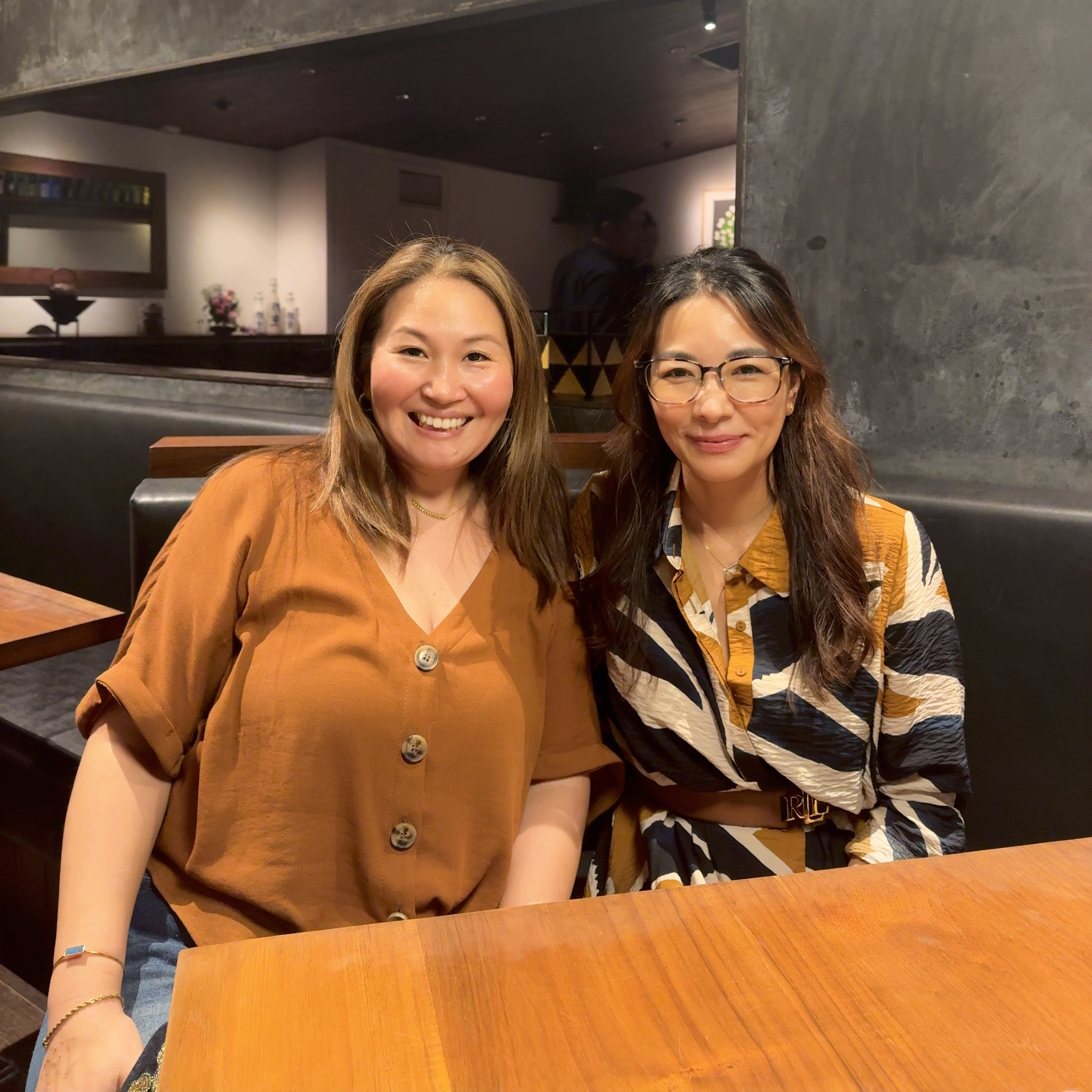 #240 🇸🇬ある日突然居住国が戦争に巻き込まれたらどうする?!ゲスト:ドバイ在住Mayu Boelens episode artwork