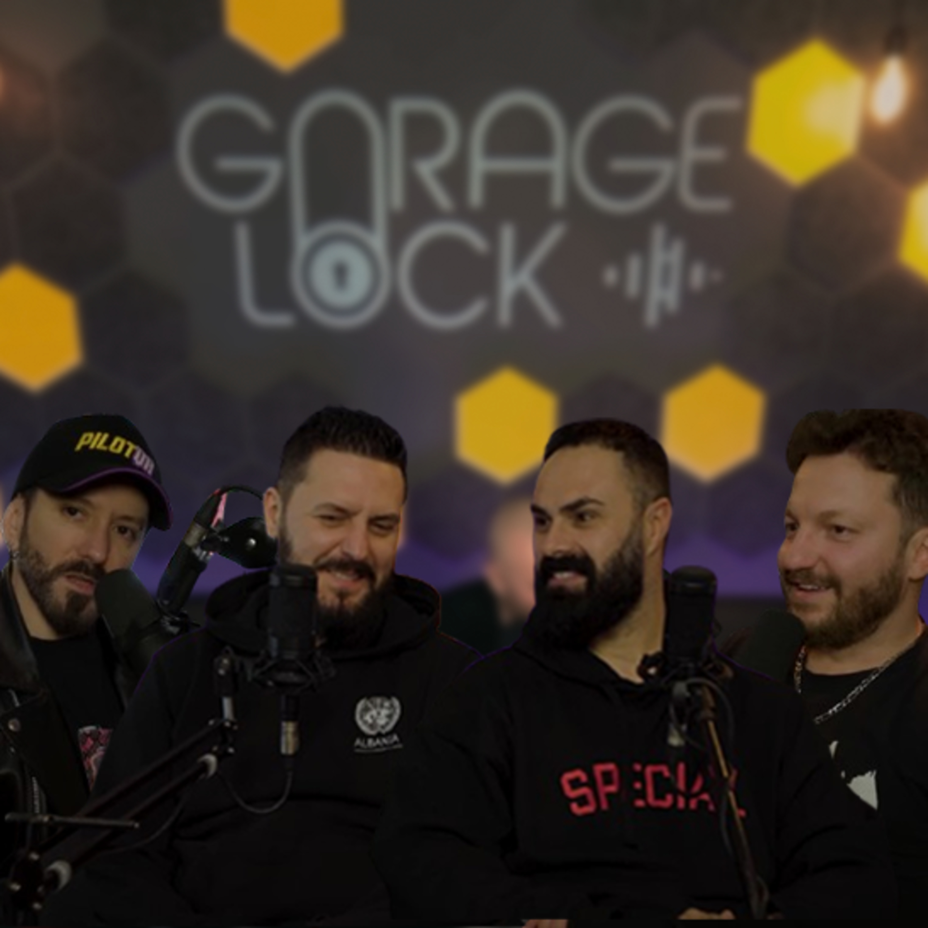West Side Family në Garage Lock