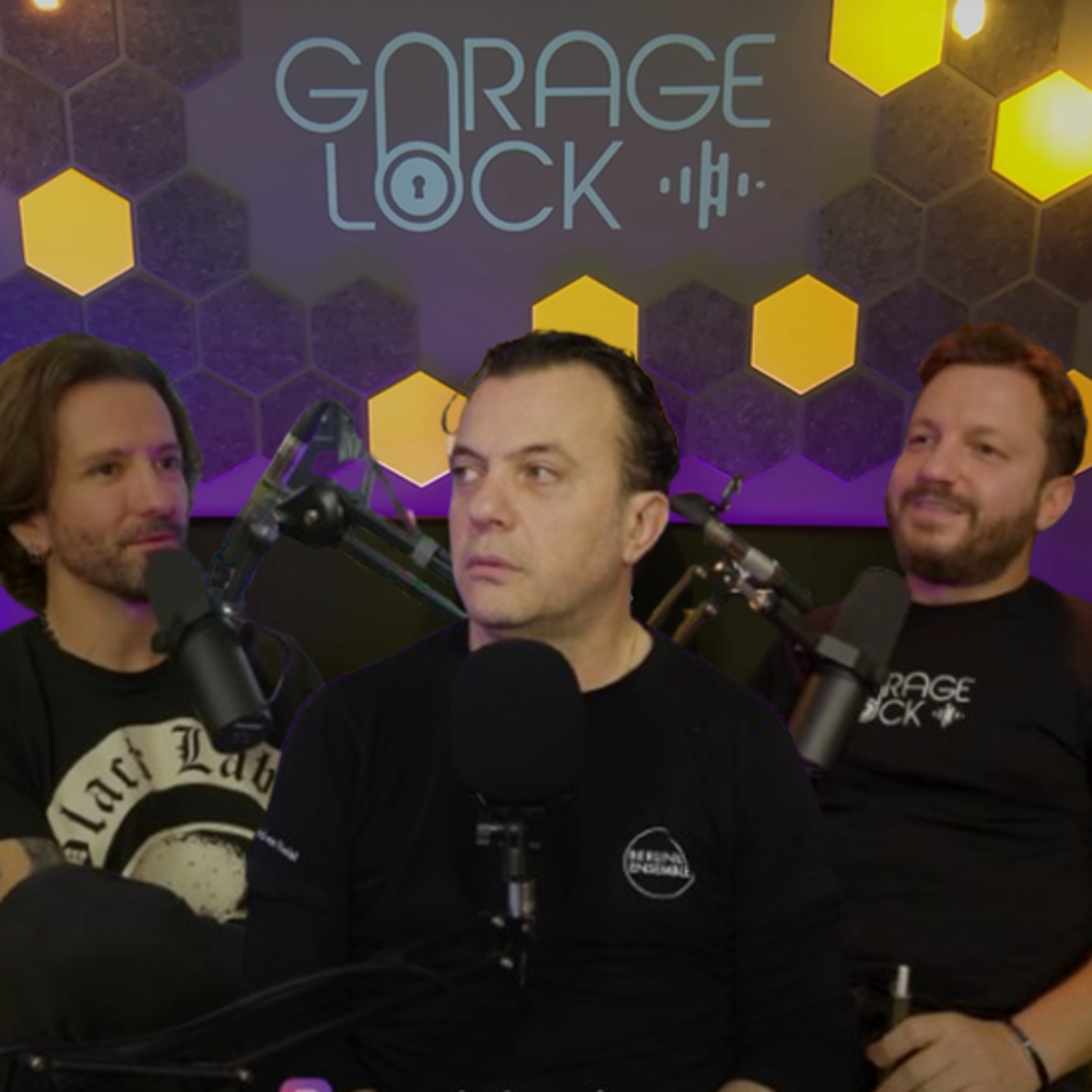 Laert Vasili në Garage Lock