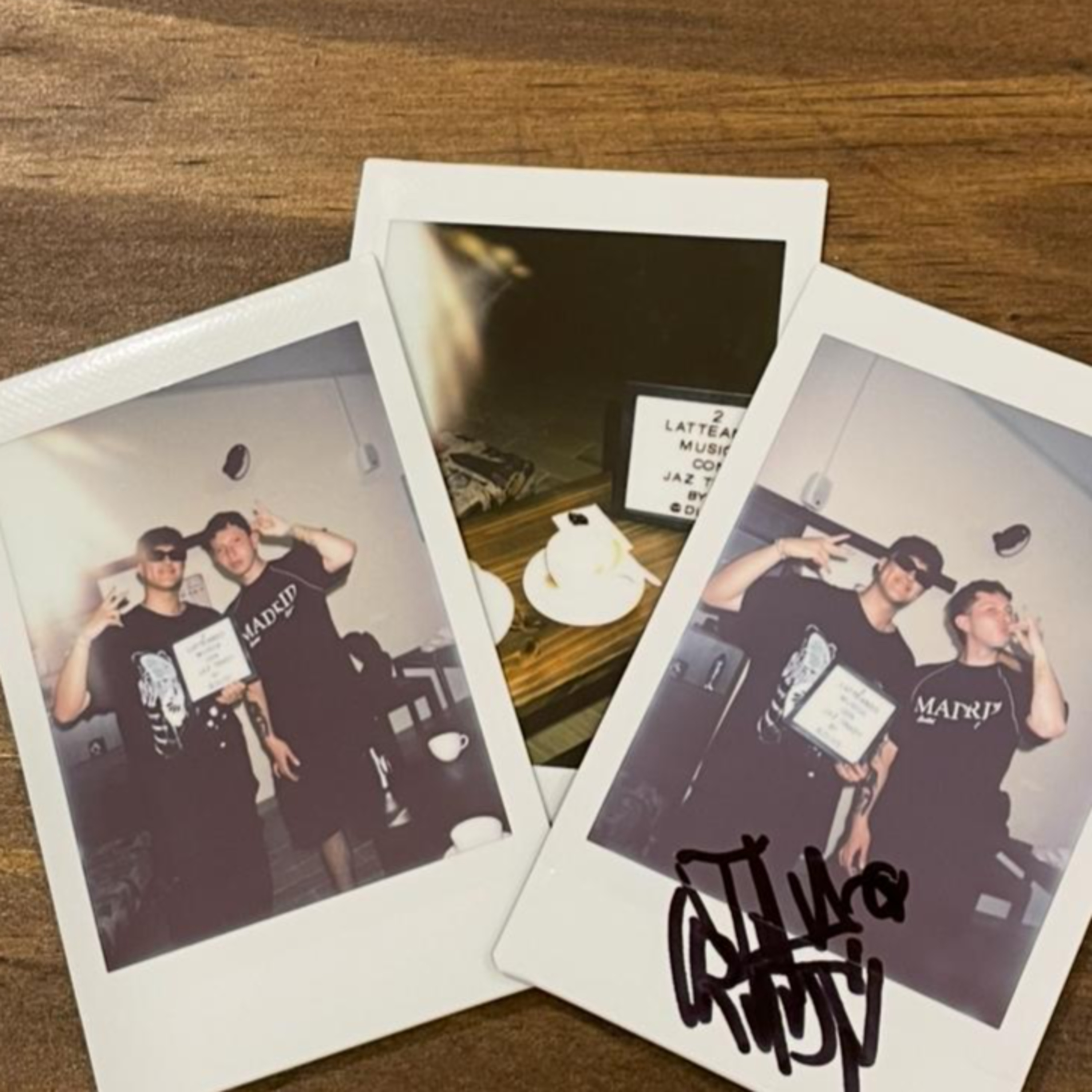 Latteando Musica by Duvs._