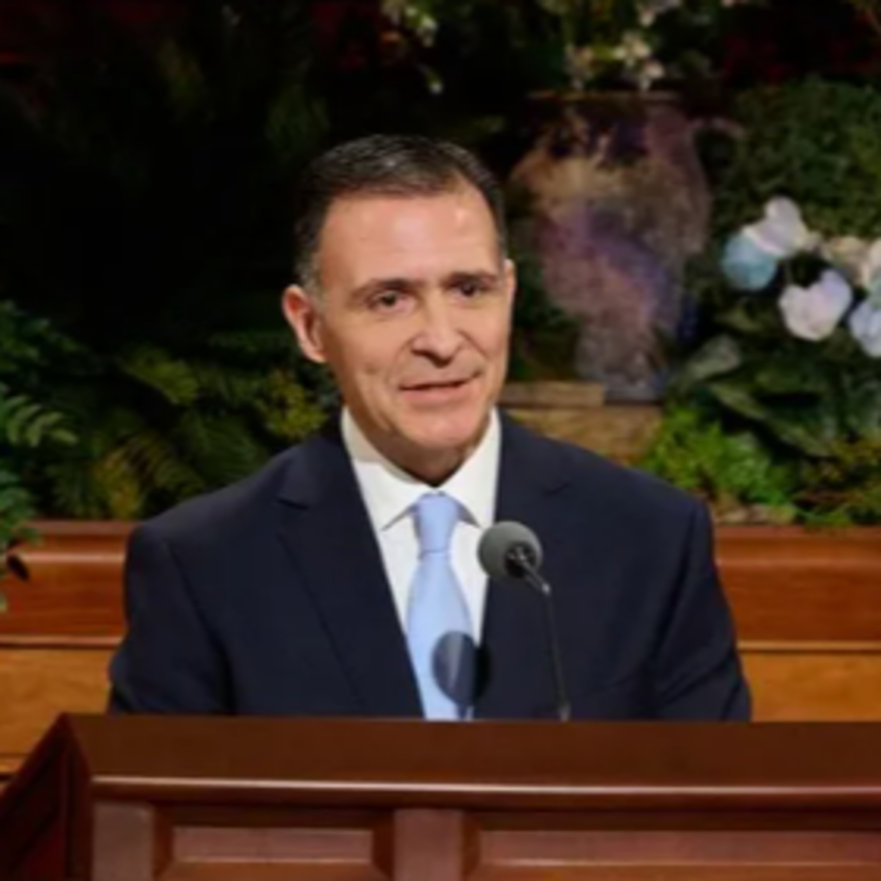 2026-ABR 11 Cristo, Autor y Perfeccionador de nuestra fe - Eduardo F. Ortega