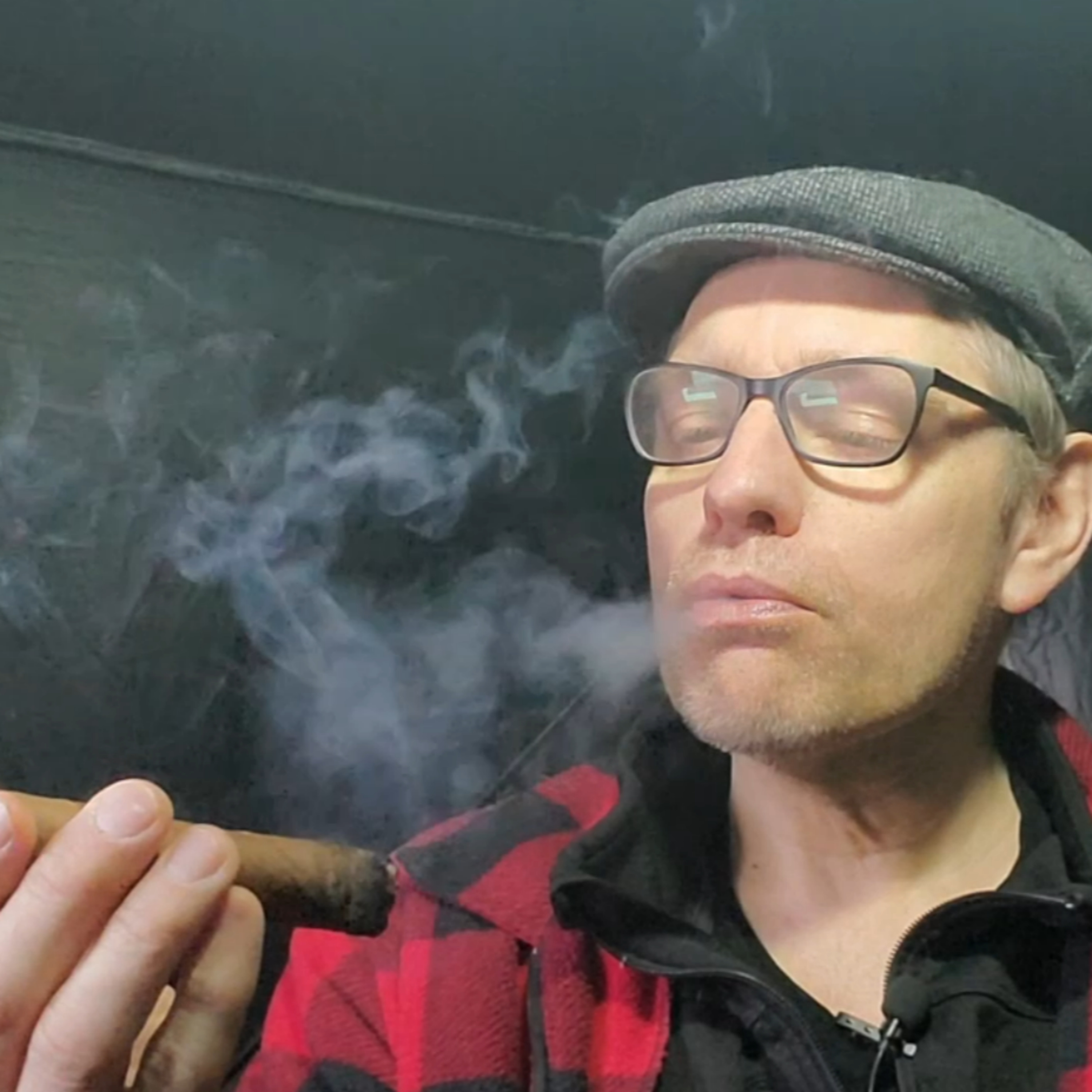Deep Dive into a Hand Rolled H Upmann from Aromatix - Episode 5 - 2024-01-21