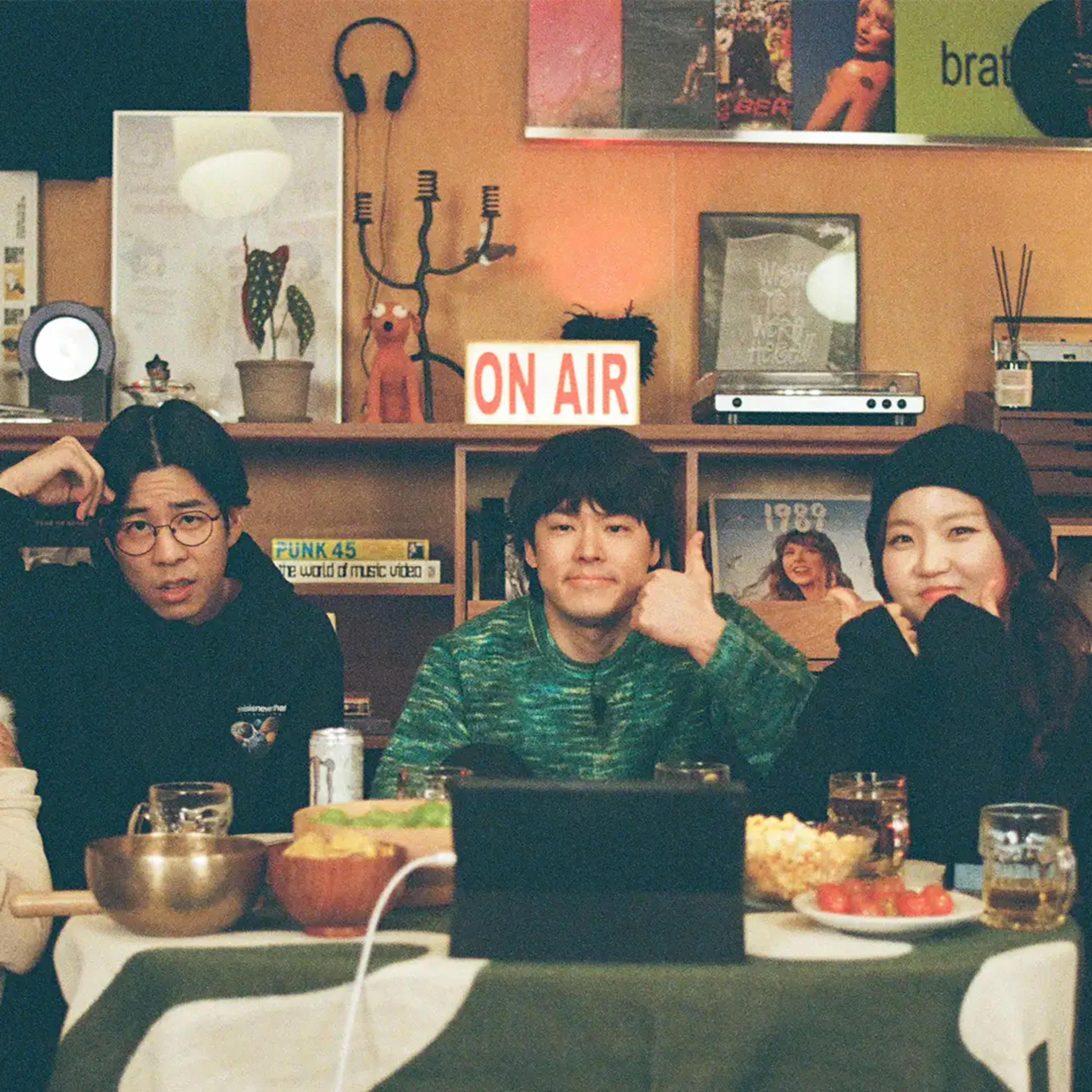 밴드 붐은 돈이 됐을까? 케이팝 떠난 K-음악계 판도 총정리 (feat. 김윤하, 이재용, 김뜻돌) | 우리끼리 한대음 2025 episode artwork