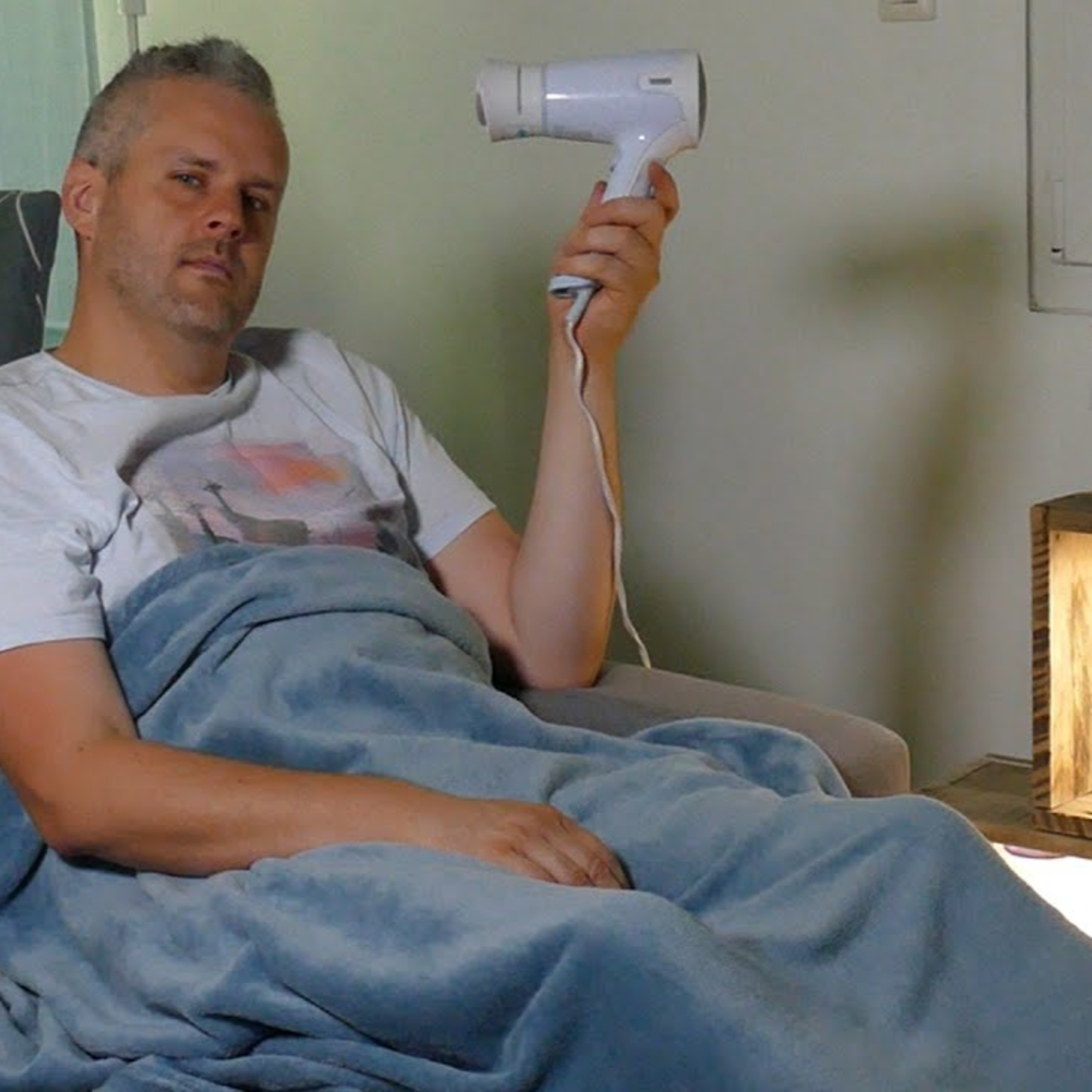 #474. Fall asleep with this HAIR DRYER sound episode artwork