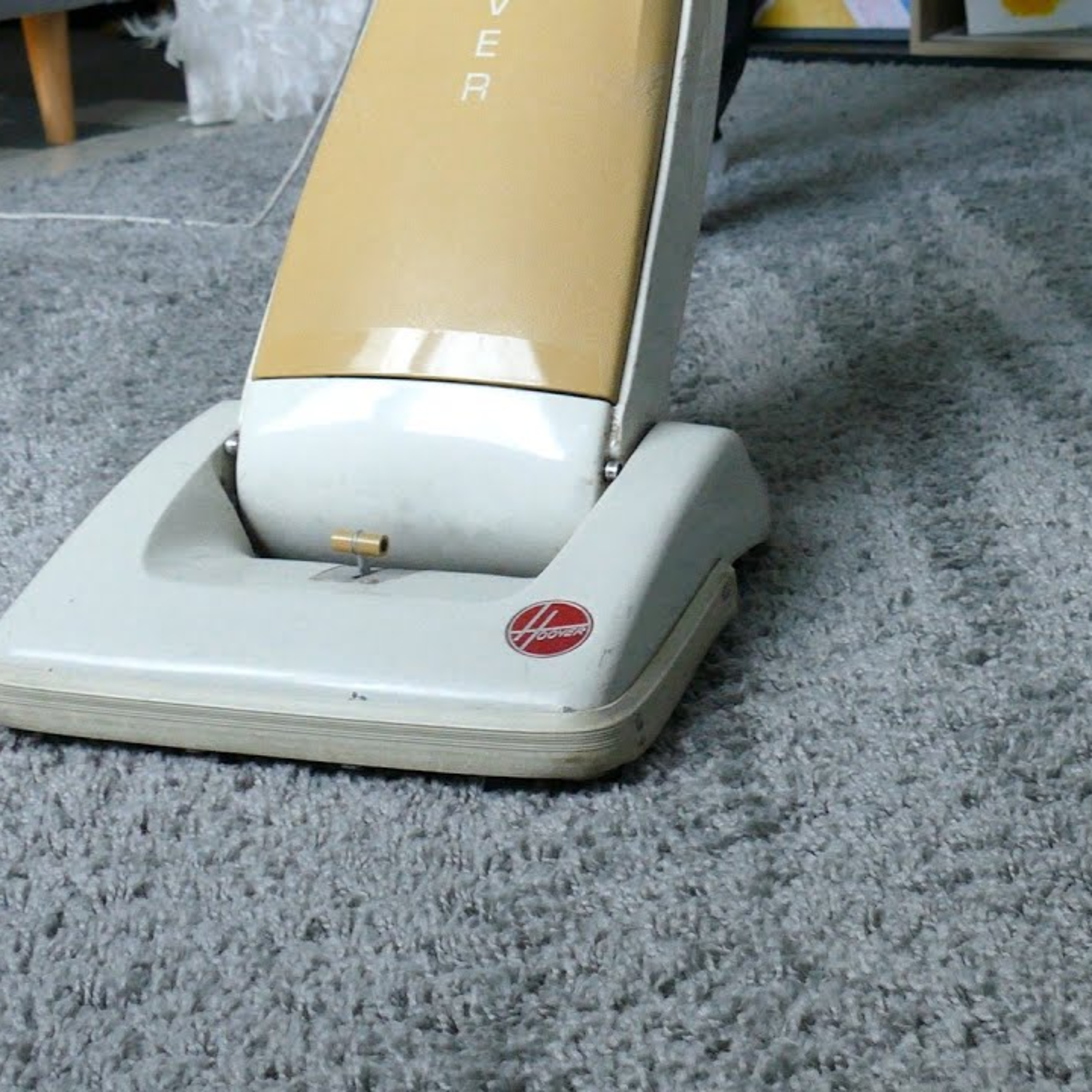 #23, Lie back, close your eyes and relax with this relaxing VACUUM CLEANER sound episode artwork