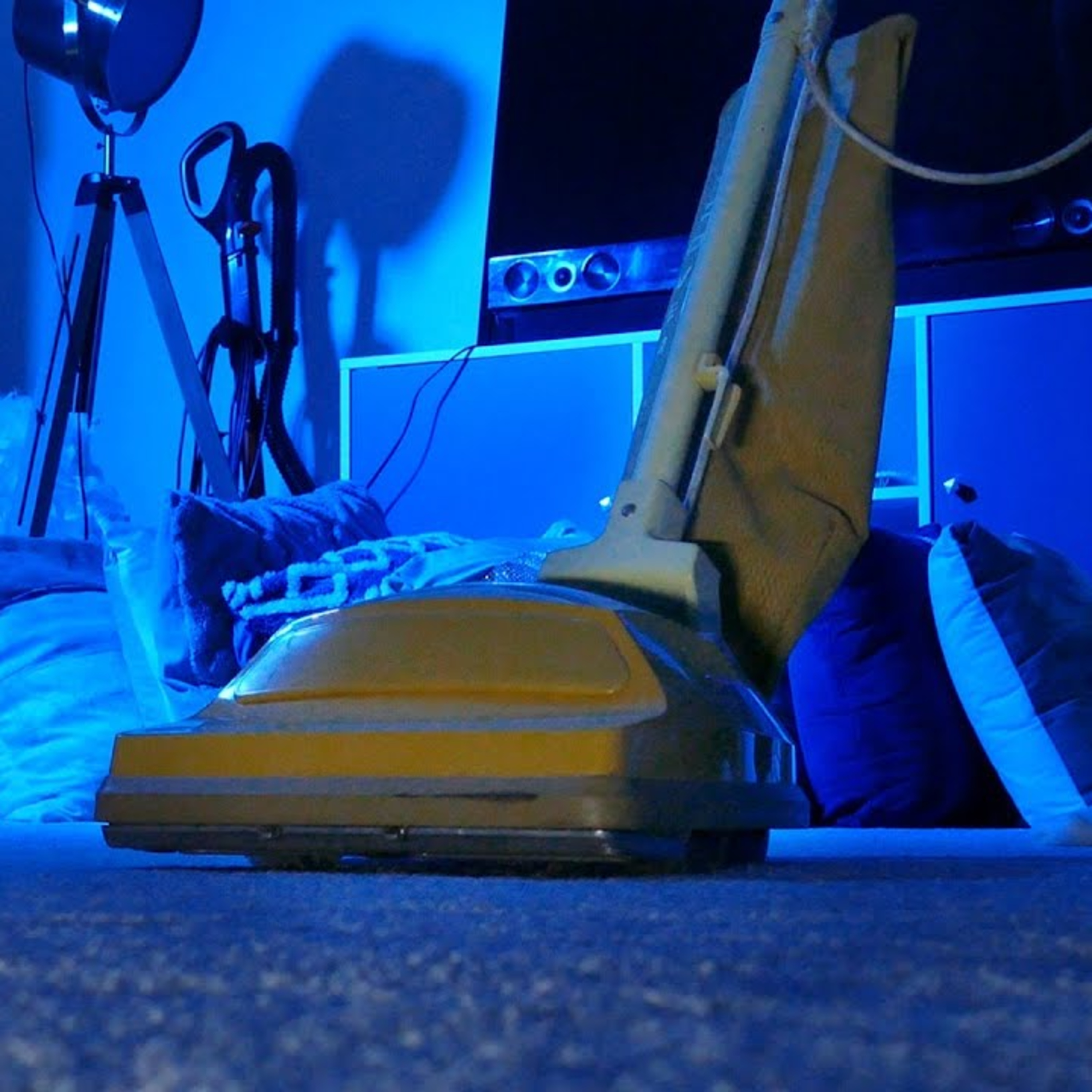 317, The ideal VACUUM CLEANER sound for sleeping episode artwork