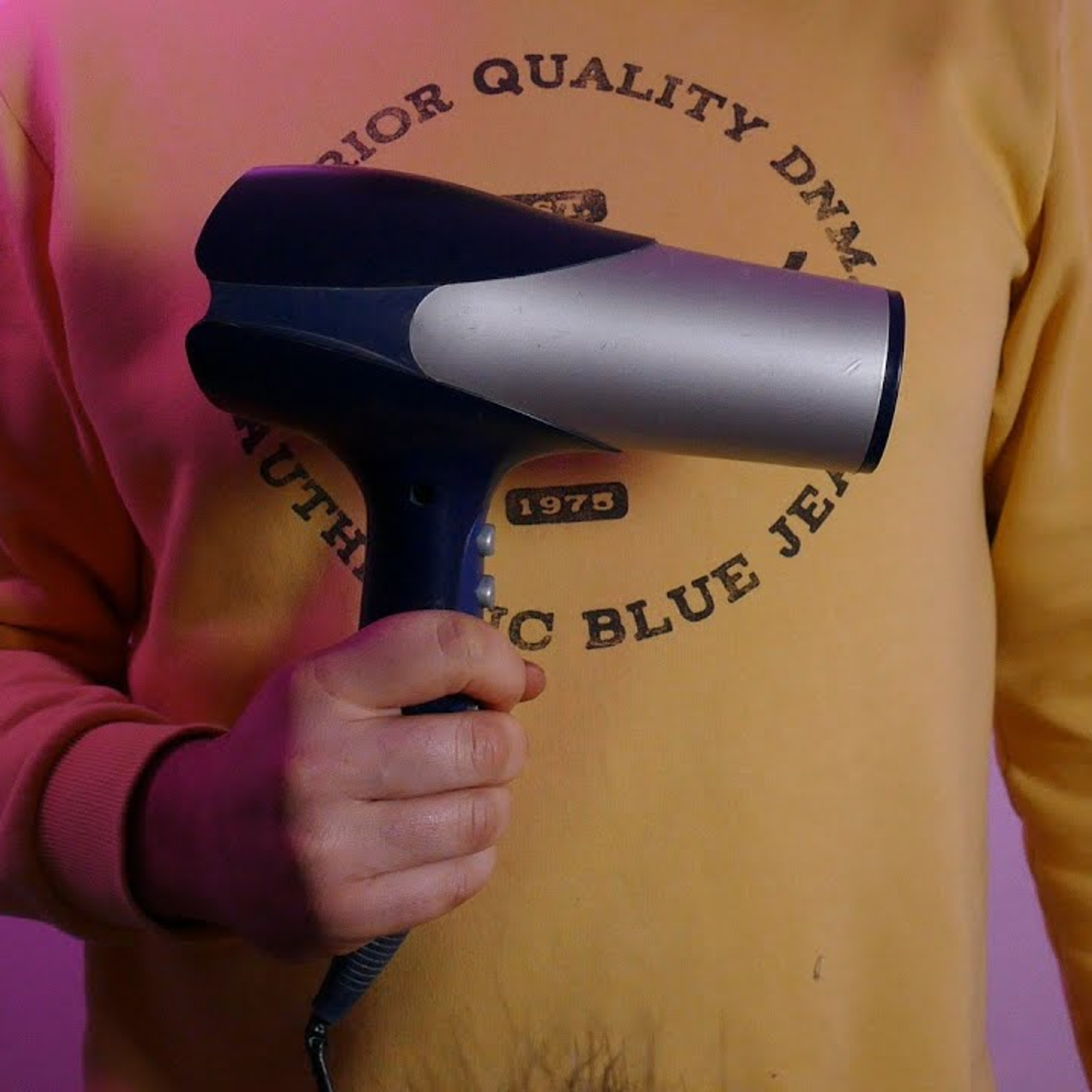 584. Relaxing movement of HAIR DRYER episode artwork