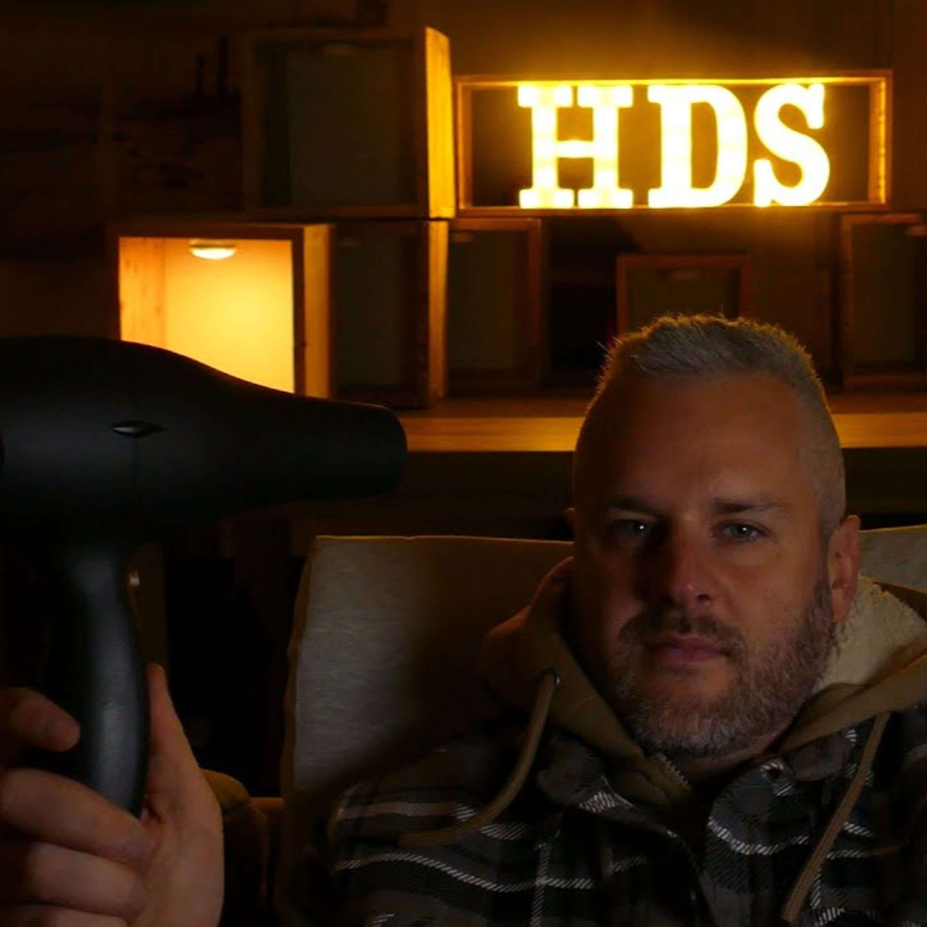1023, A feeling of COMFORT with this pleasant HAIR DRYER sound episode artwork