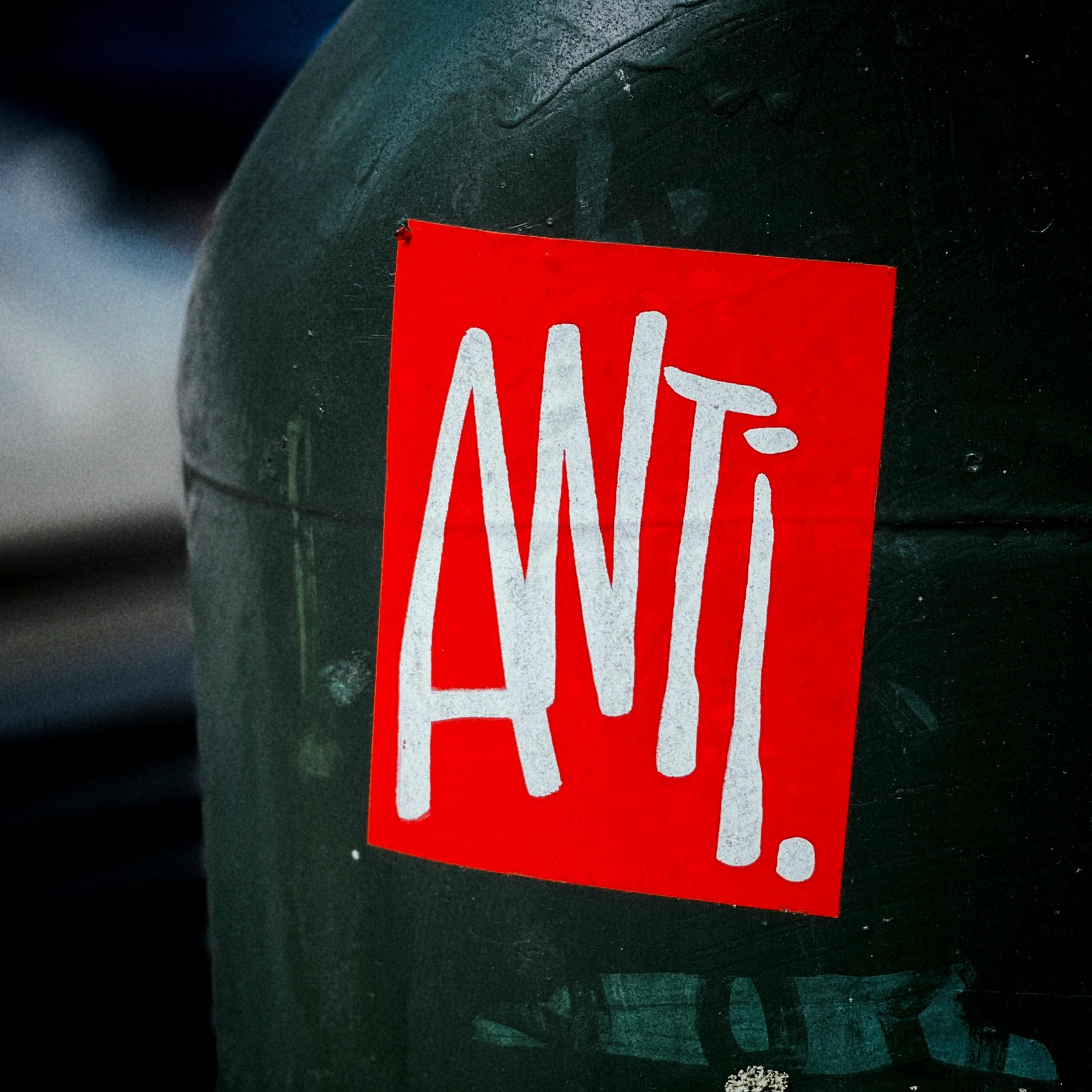 Zwischen Antisemitismus, Antizionismus und Postsäkularität: Ein Gespräch mit Elad Lapidot episode artwork