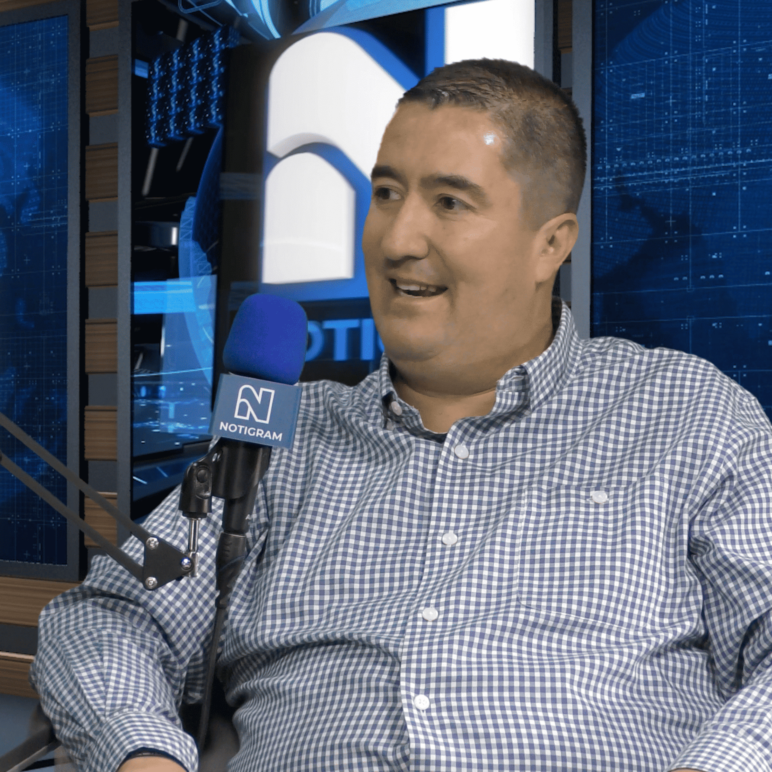 La Entrevista - Xavier Orendáin "Un hombre con gran espíritu de servicio" episode artwork