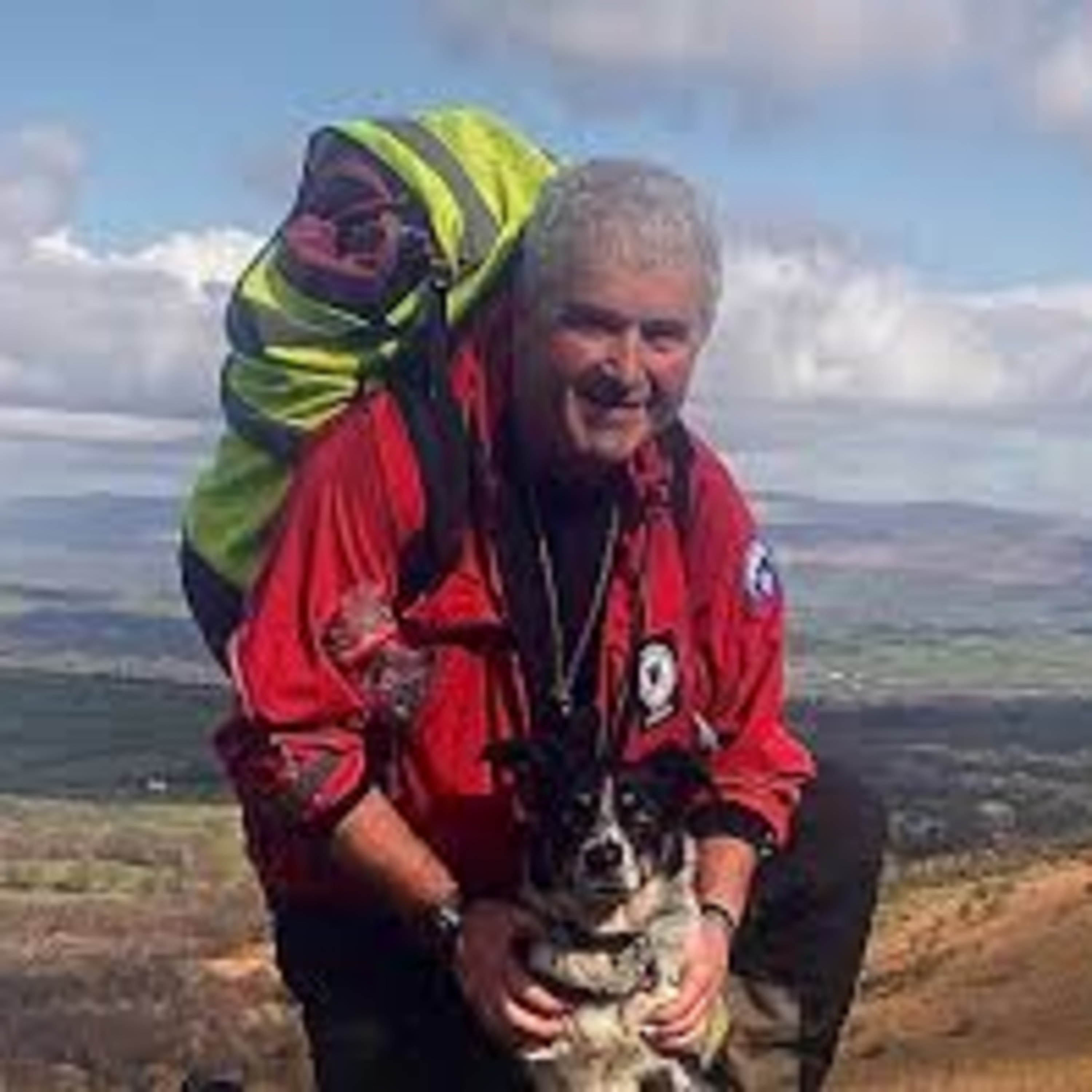 Tim Cain MBE - Mountain Rescue Search Dog Handler, Outdoor First Aid trainer and former British Army infantry officer. episode artwork