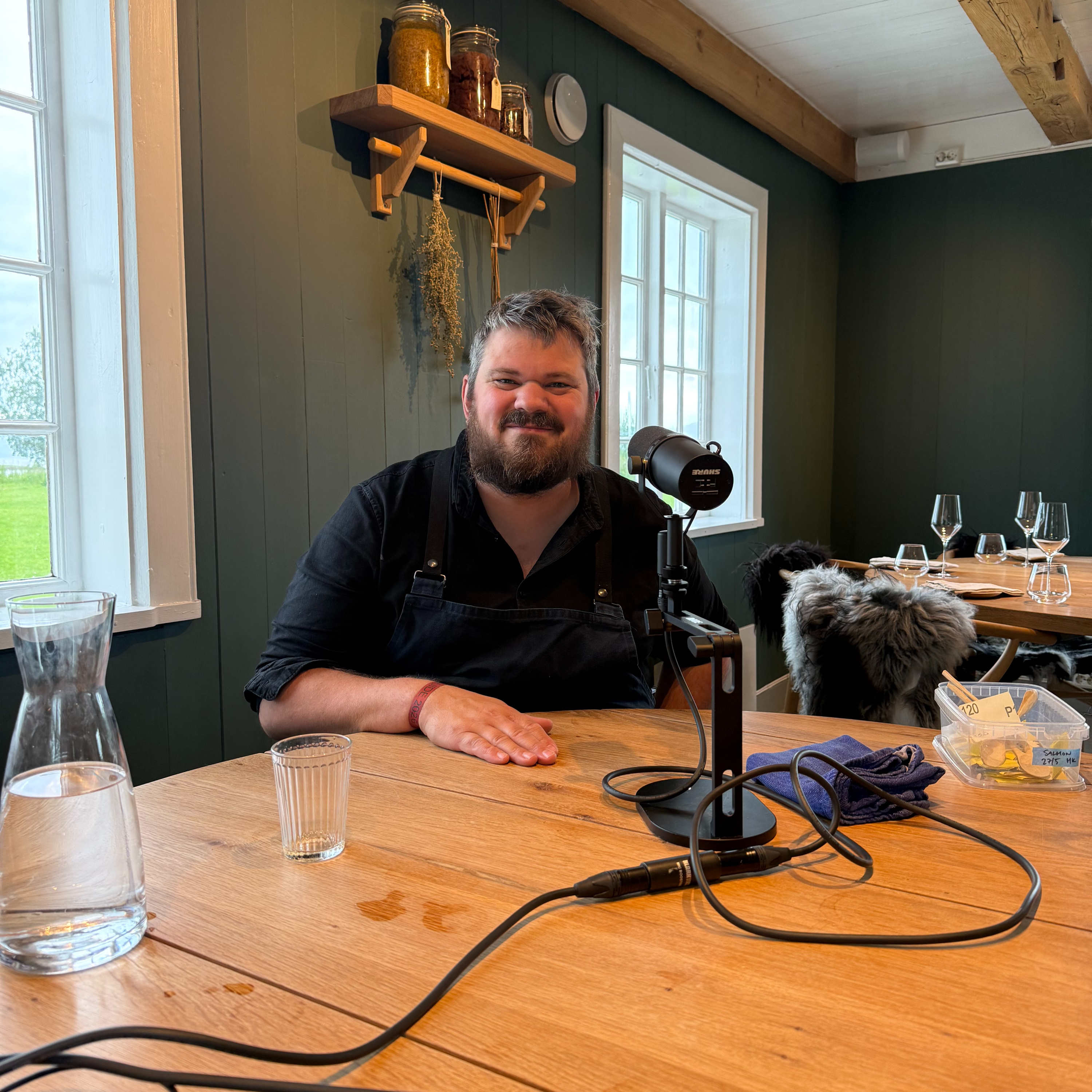 #119 KOKKEN: Halvar & Kvitnes gård #2 - Livet etter Michelin stjerna, Grüne woche og planer fremover episode artwork
