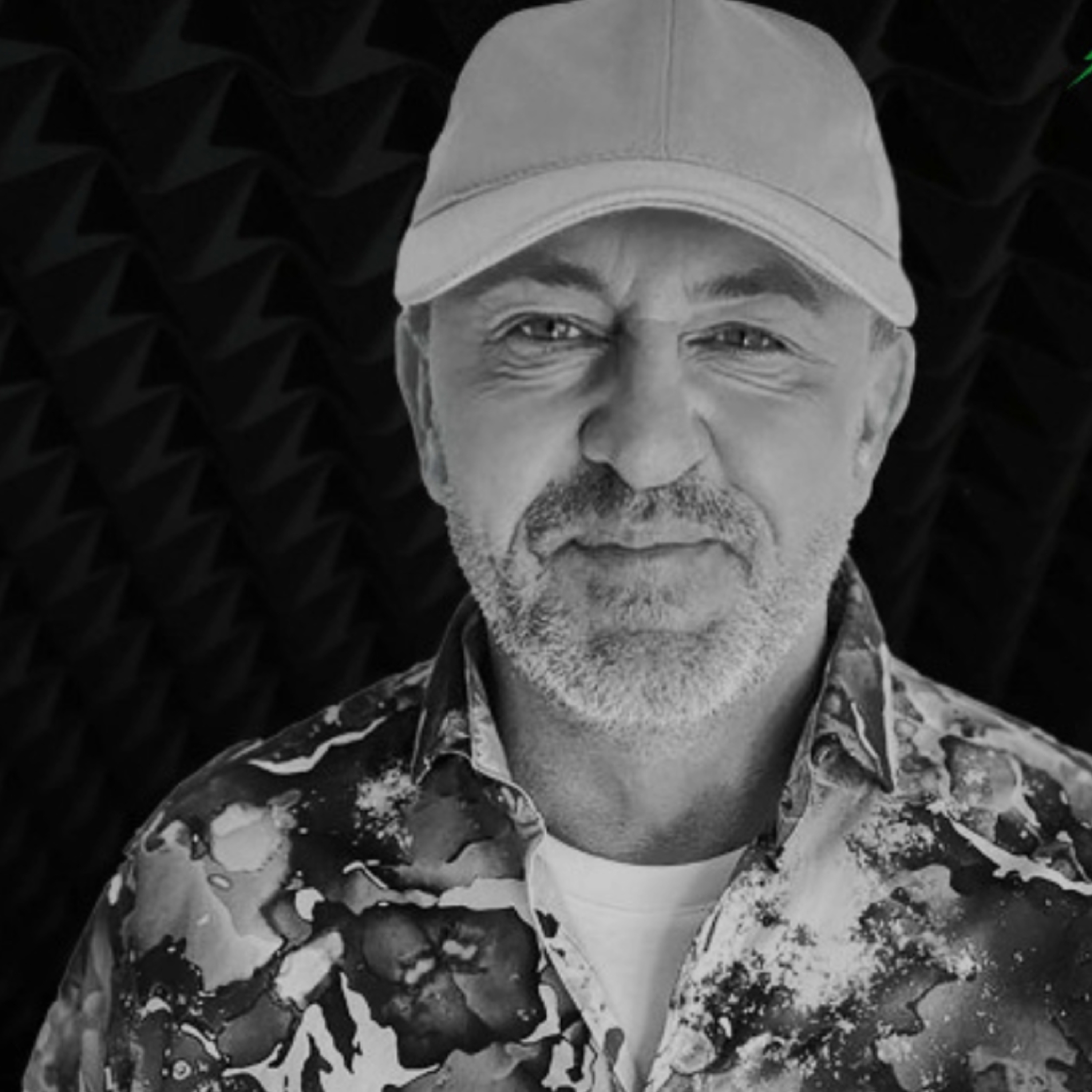 DJ Danny Rampling chats to TOPP about his amazing career including his time with 10 Para. episode artwork