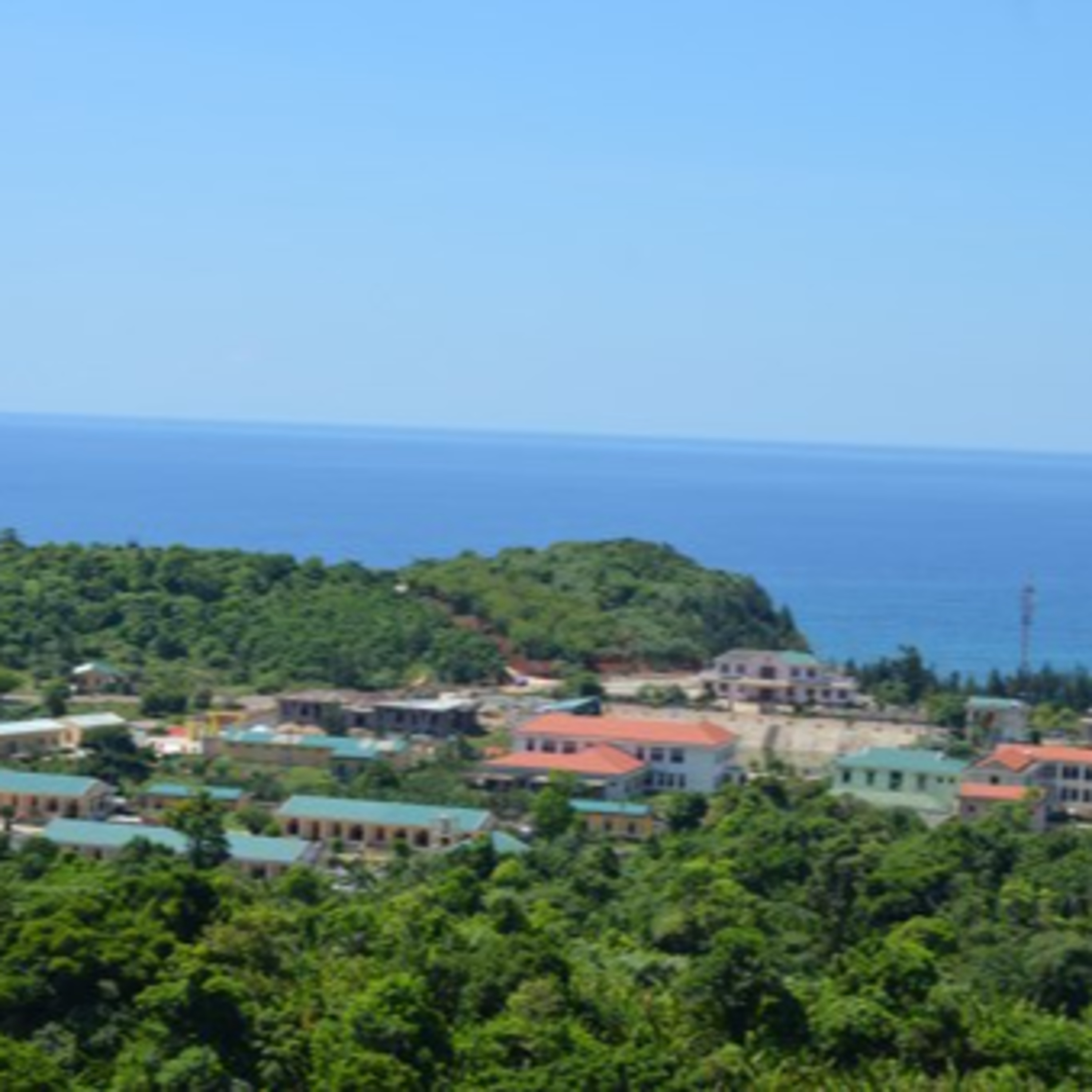 "Nơi tình yêu ở lại": Tình yên biển đảo, quê hương