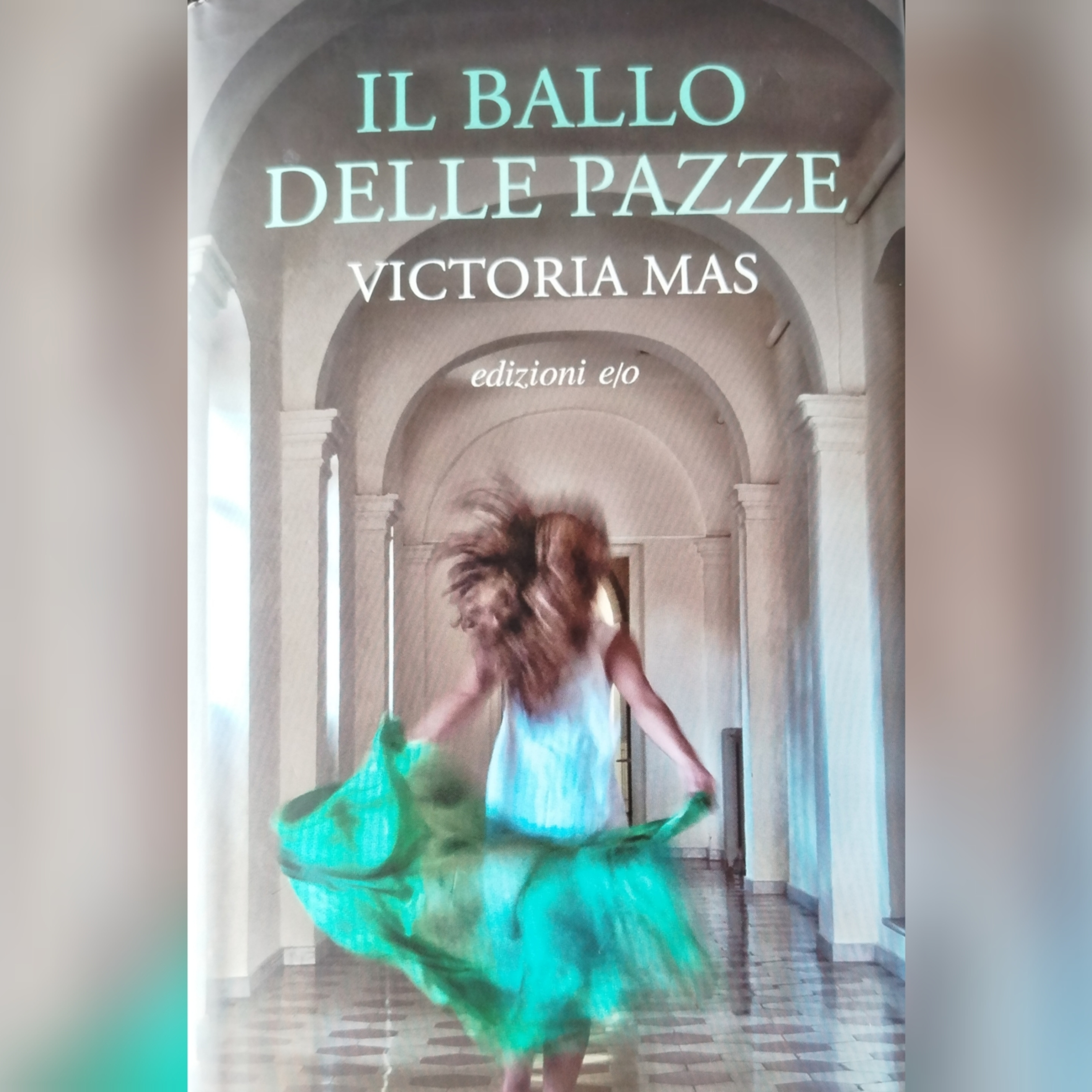 Il ballo delle pazze di Victoria Mas episode artwork