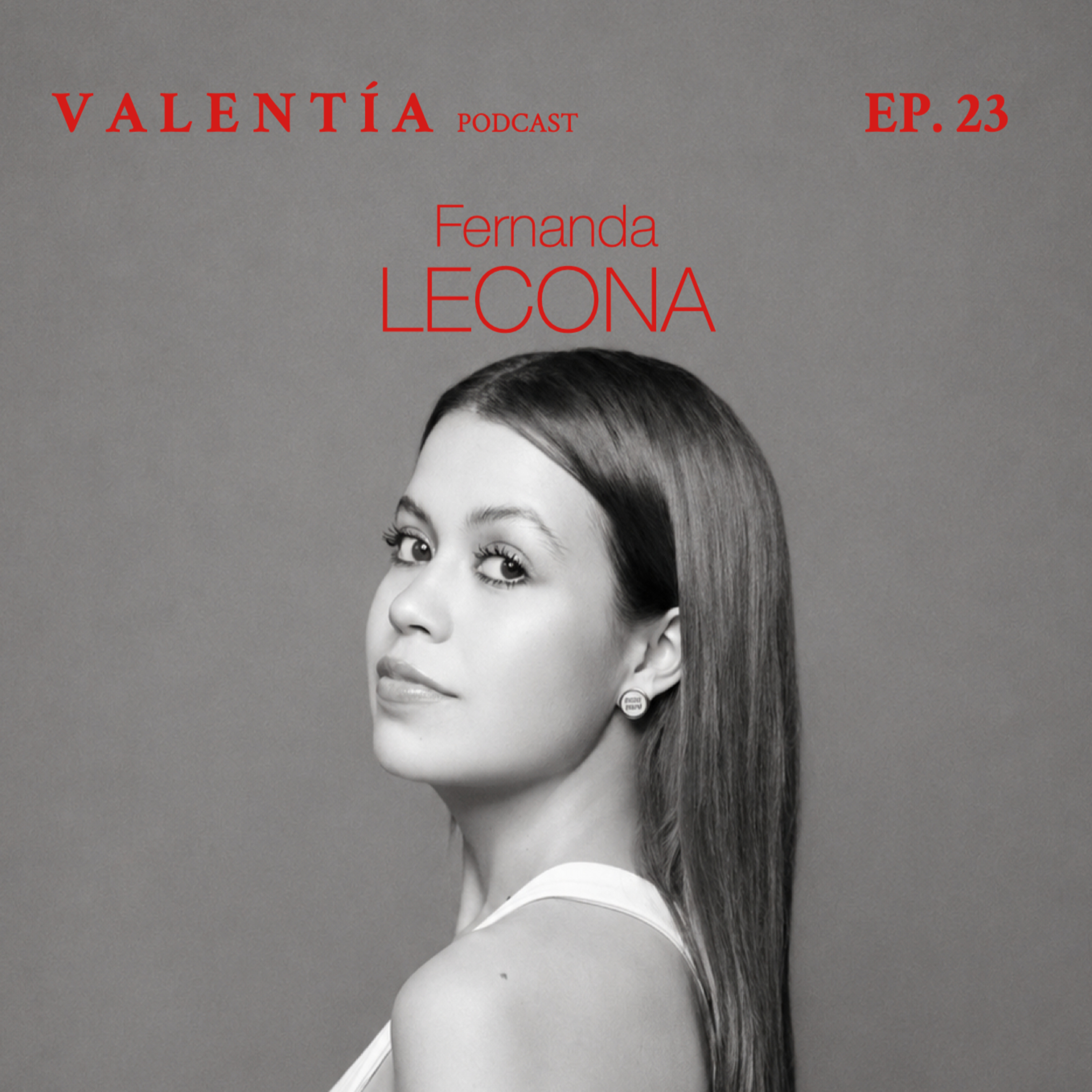 Portada de VALENTÍA con Valeria De León