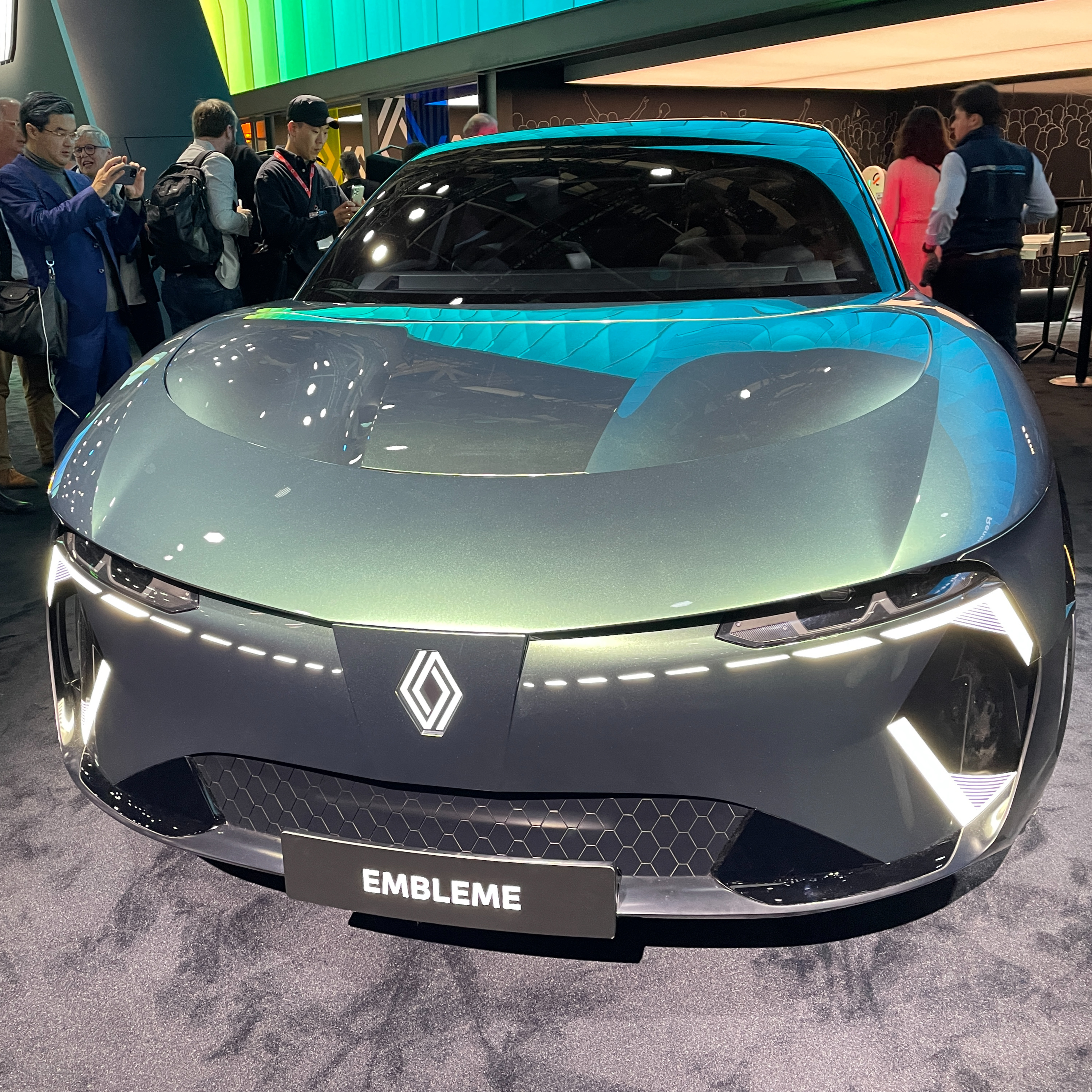 L\'automobile décryptée