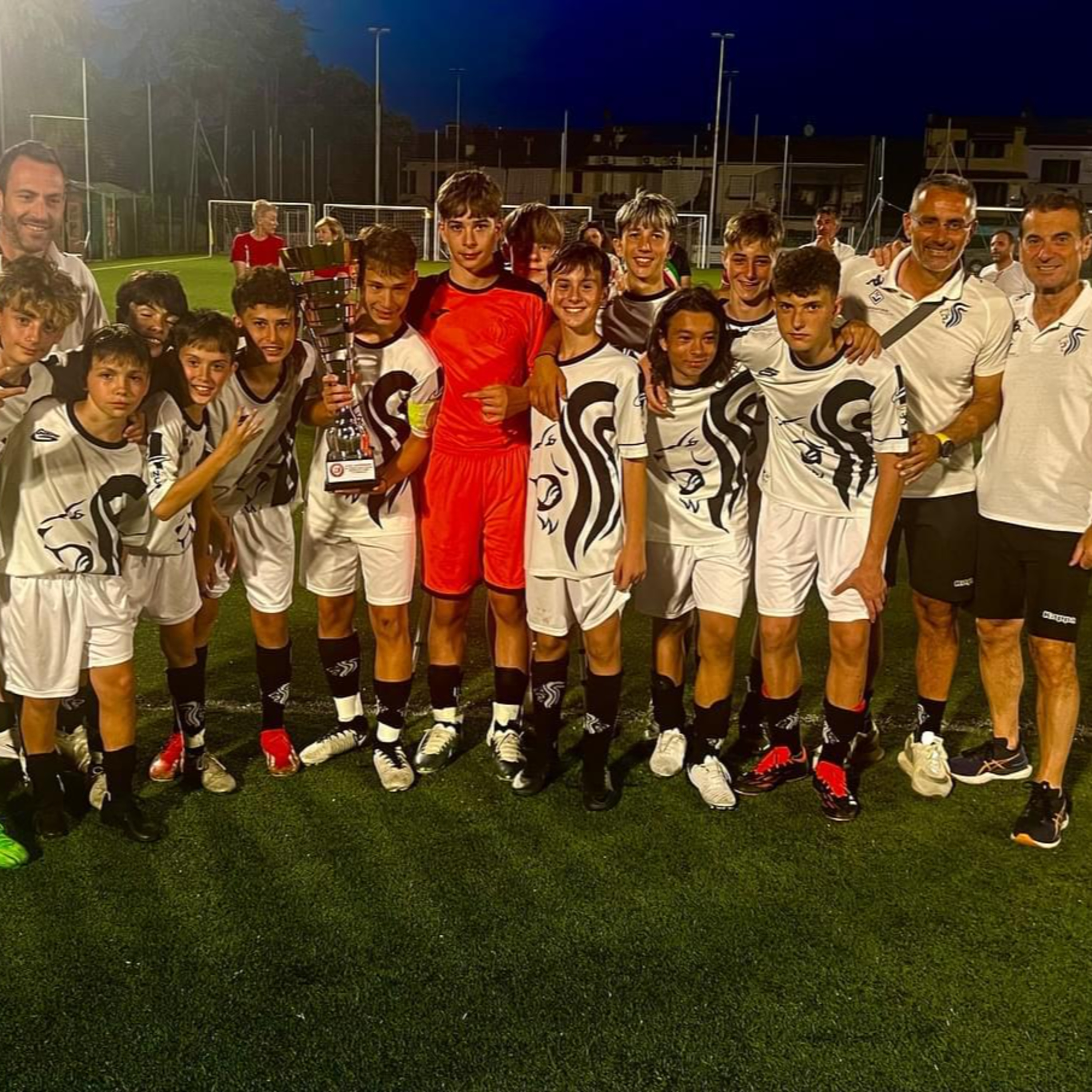 Due Sponde Di Calcio