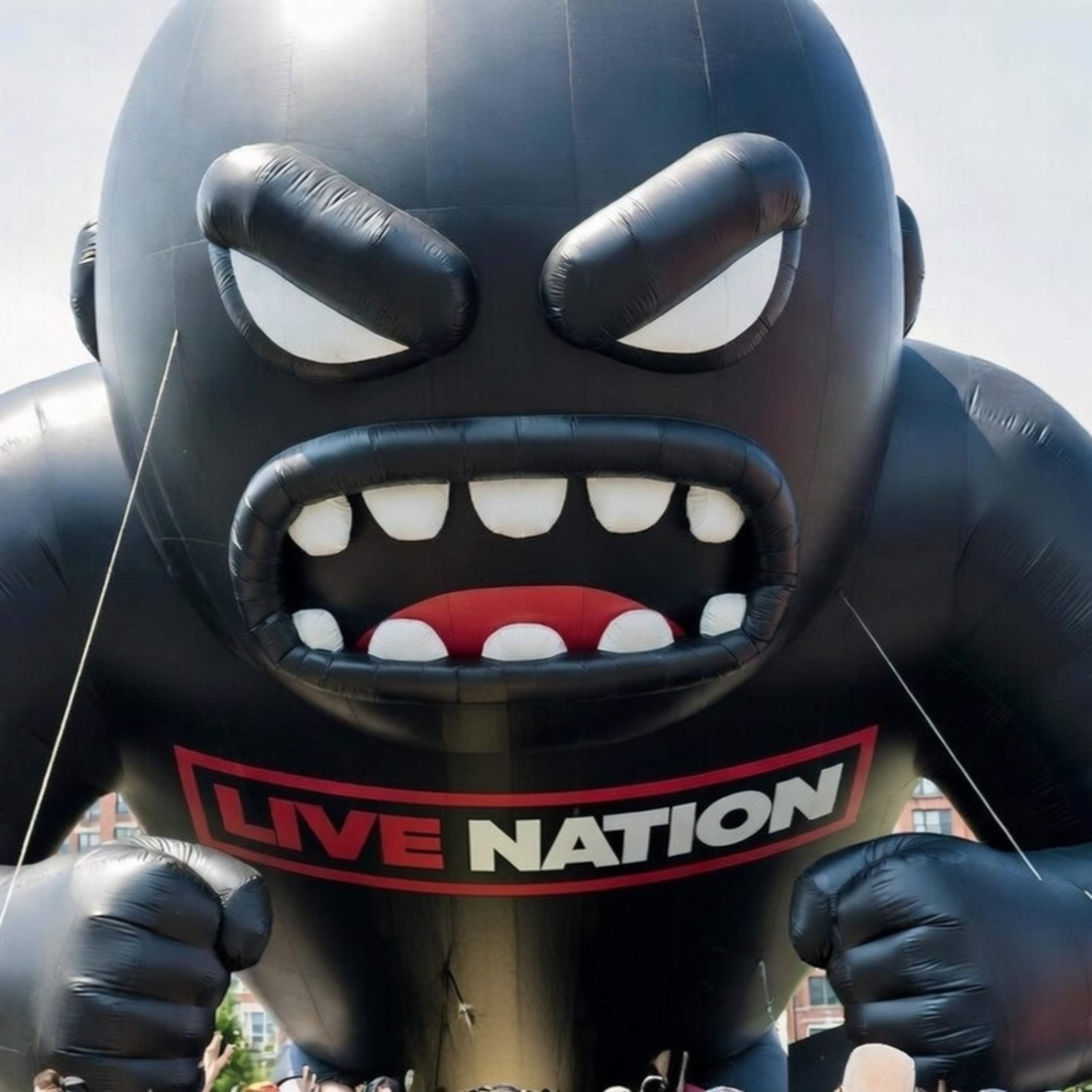 Live Nation and the Quiet Control of Live Entertainment 🍸 Cocktails & Conspiracies 189 Live Nation and the Quiet Control of Live Entertainment 🍸 Cocktails & Conspiracies 189