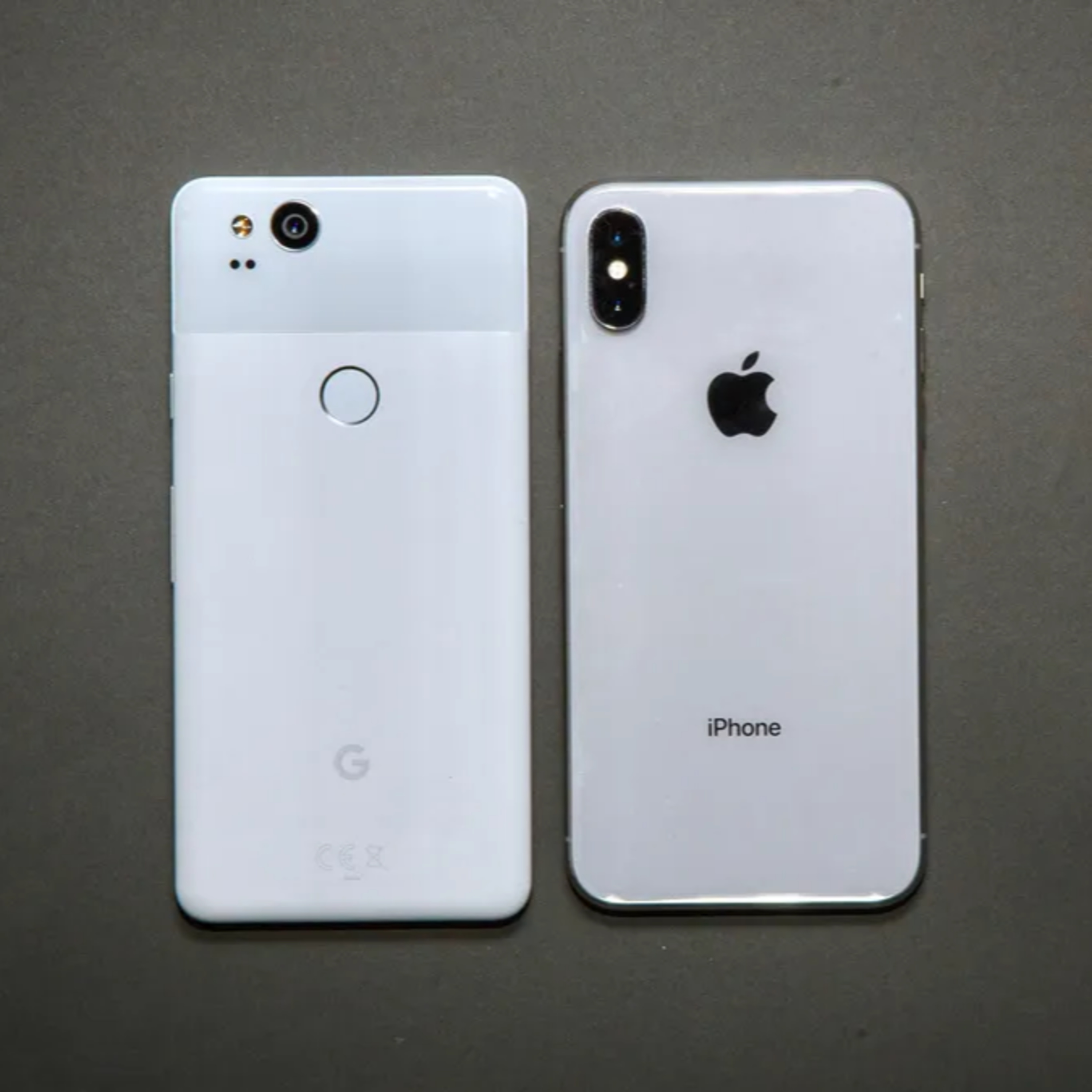 Detrás de la manzana