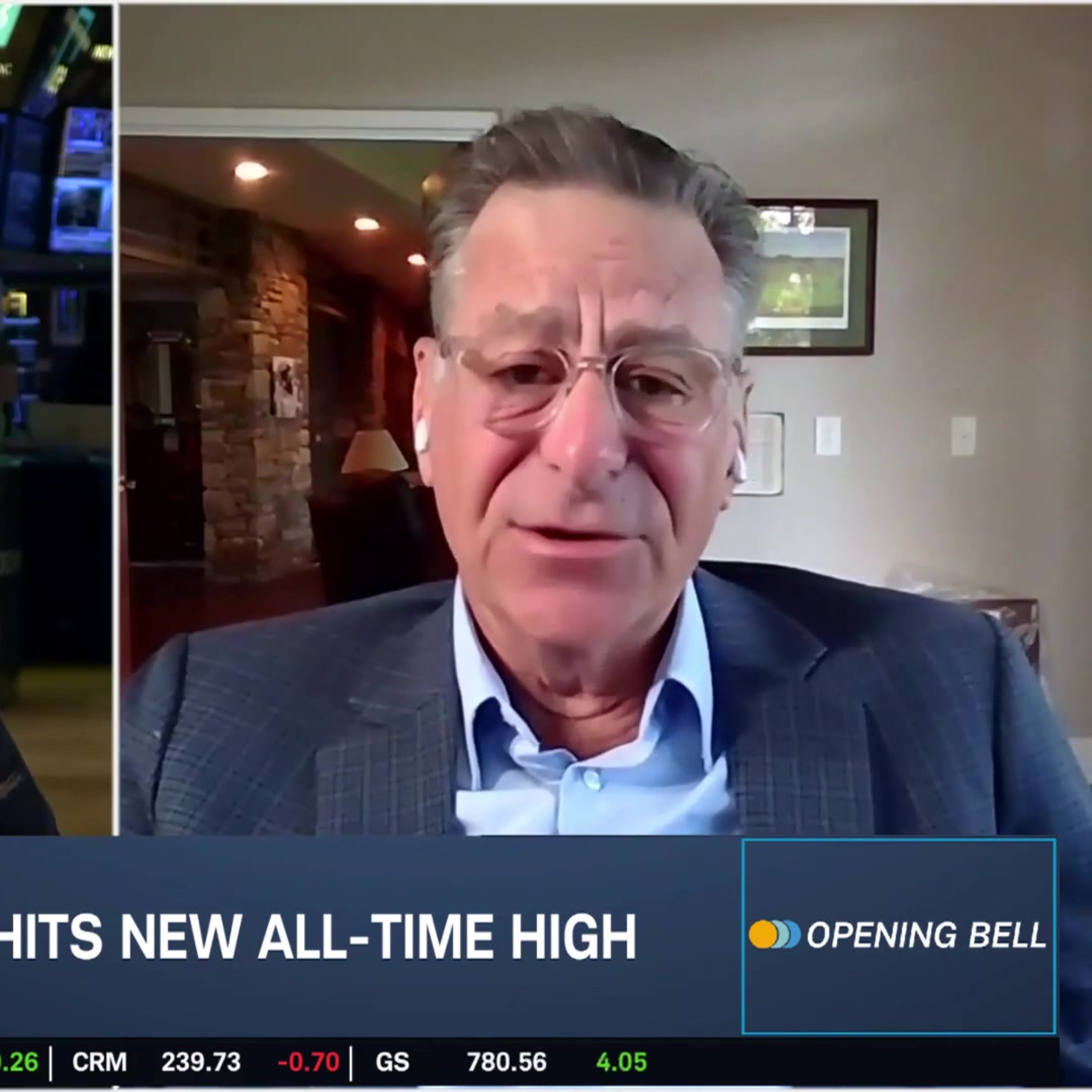 AI Bubble Warnings, Jack Ablin’s Strong Cash Flow Stock Picks
