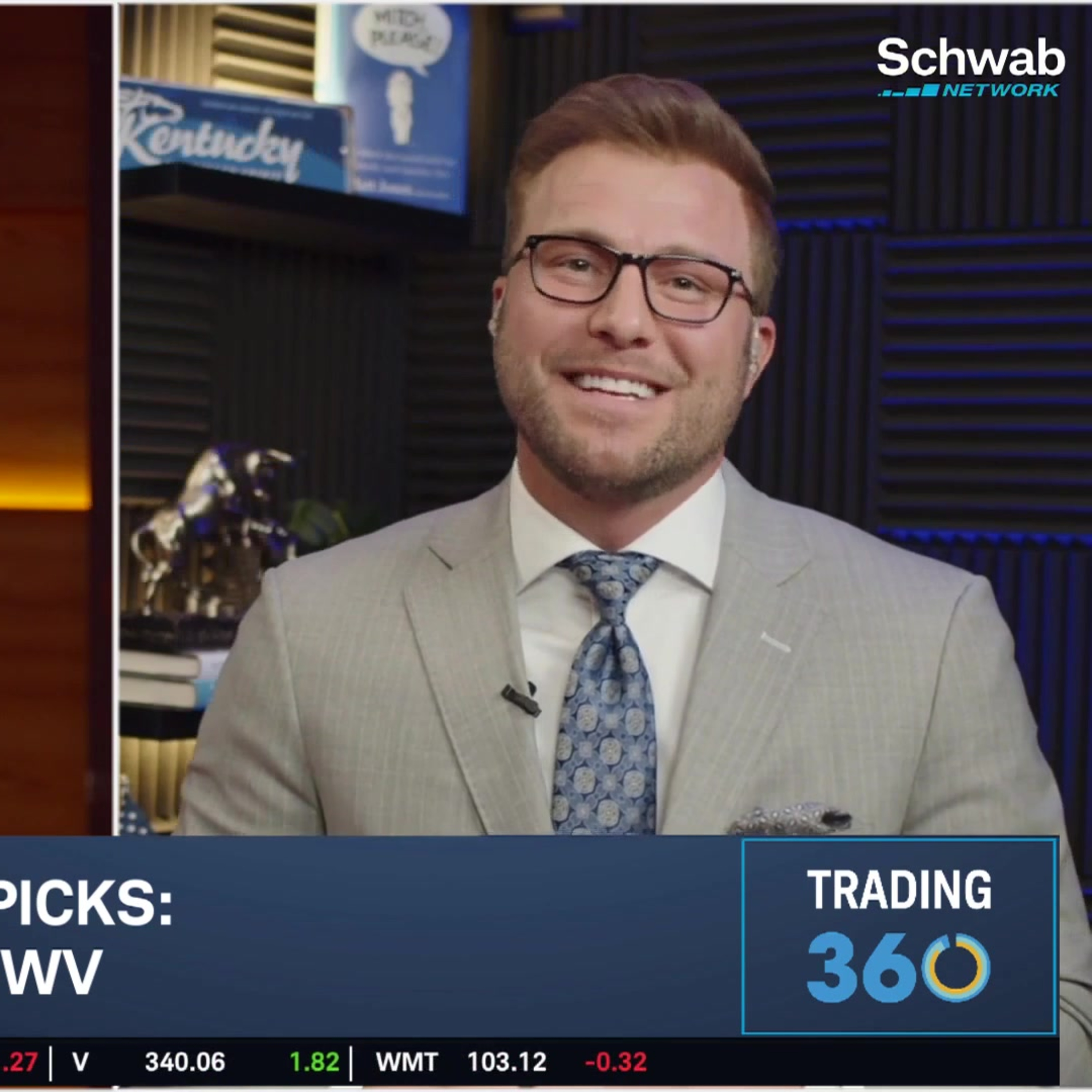 Smothers: AI Circular Capex Like Three Stooges Skit, Getting Closer to End of Bubble