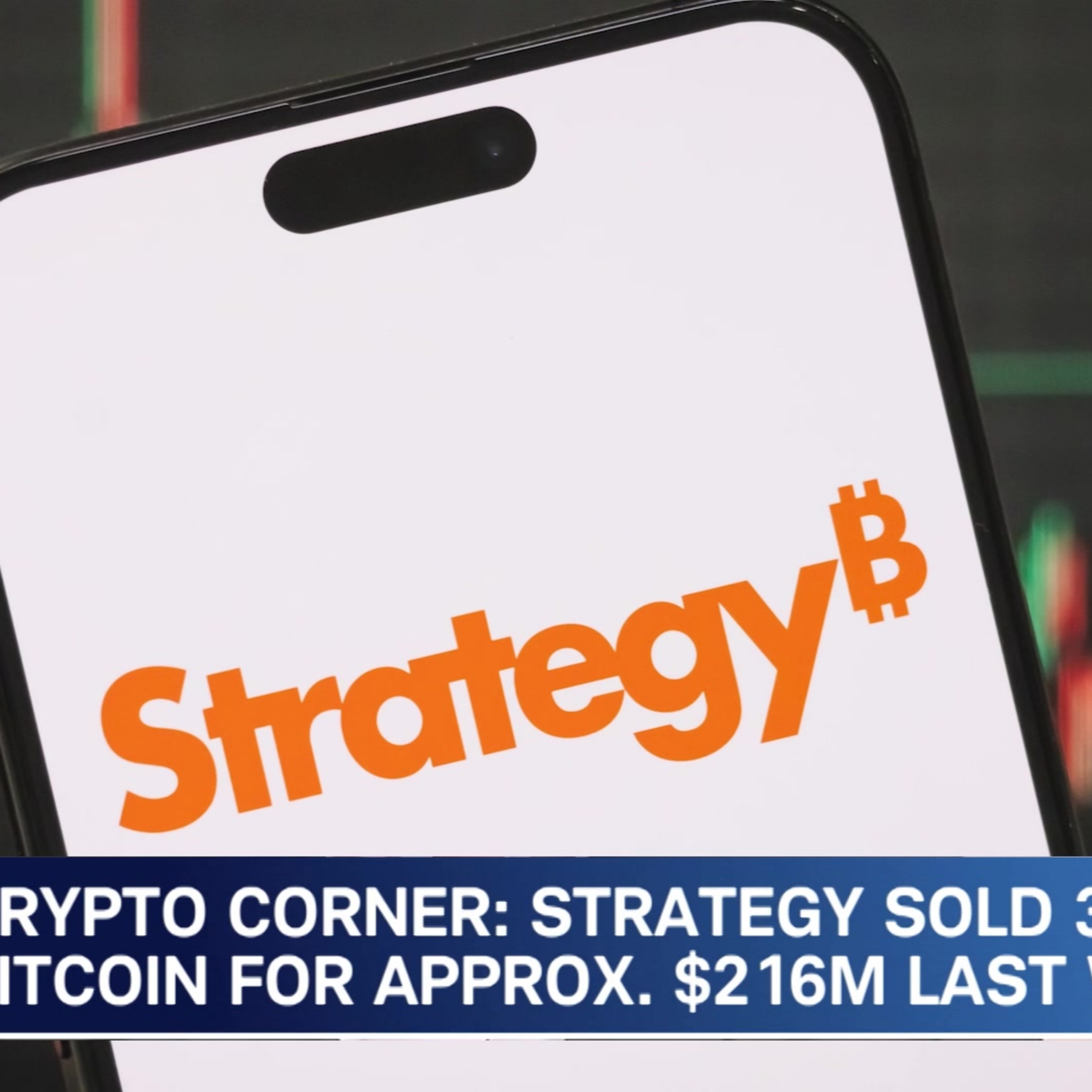 Crypto Corner: MSTR Sells Bitcoin, 4-Year Cycle & is Crypto Winter Here? episode artwork