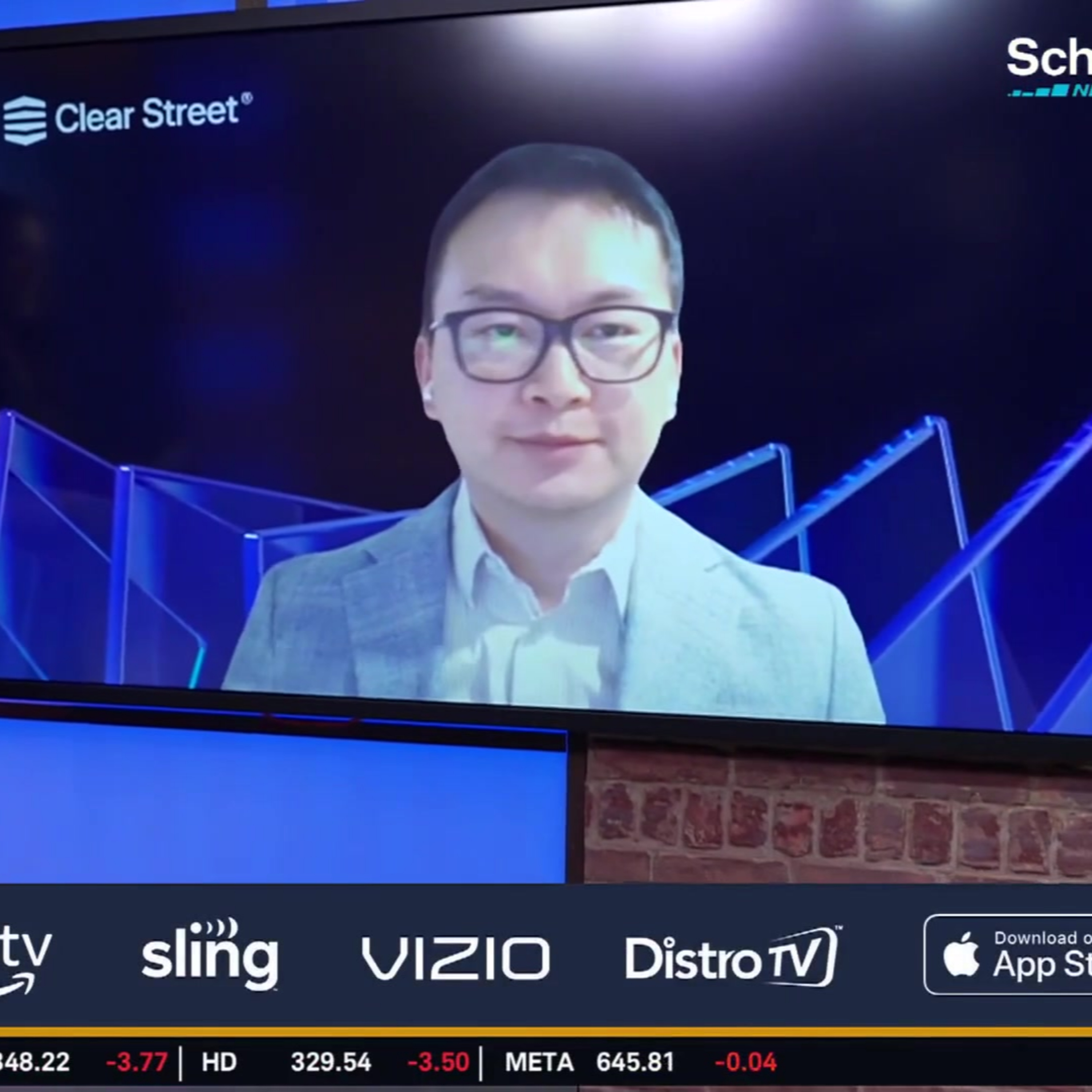 Analyst Stays on Sidelines for PYPL Despite Stripe, Advent Buyout Offer episode artwork