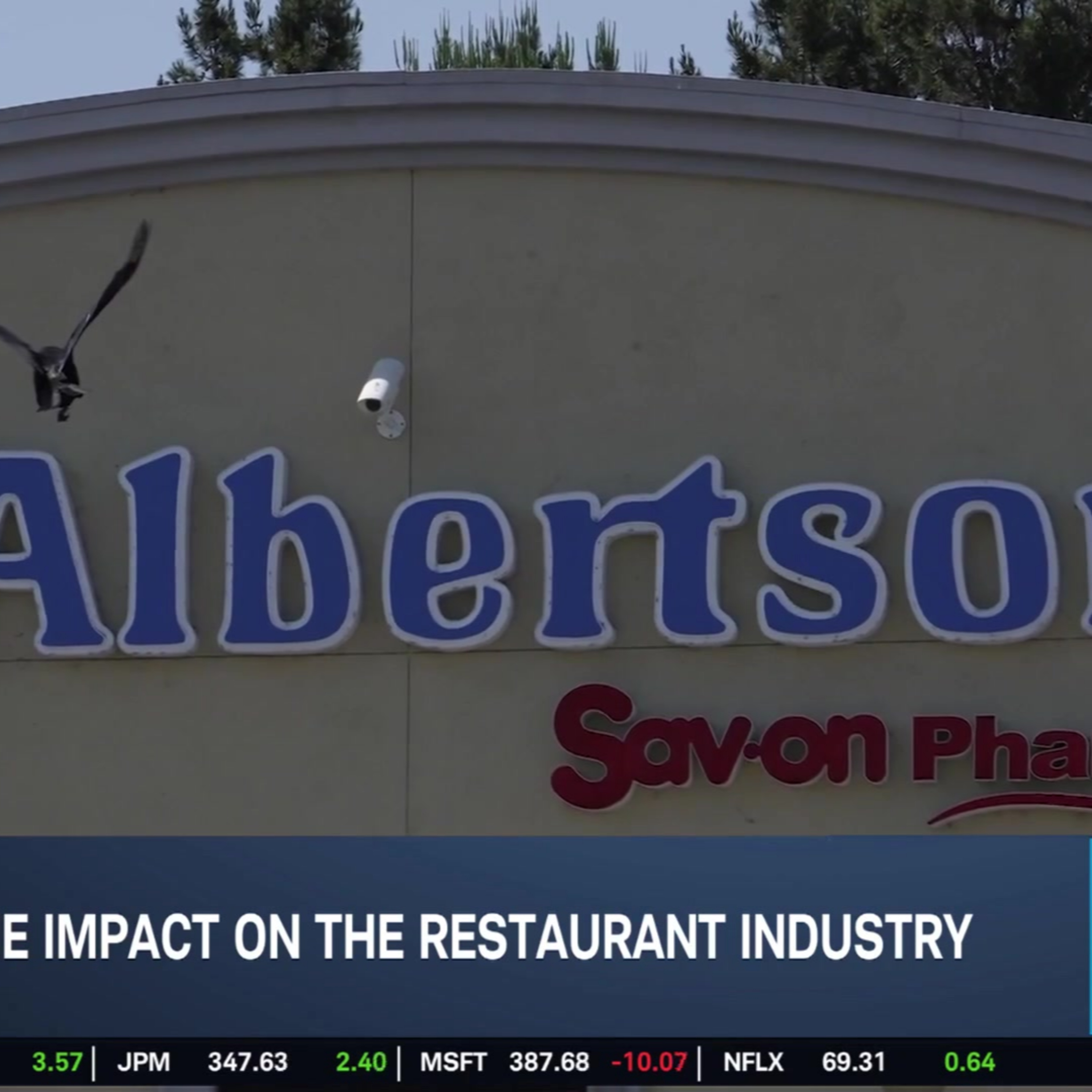 Gen Restaurant CEO: Why Consumers Are Choosing Groceries Over Dining Out episode artwork