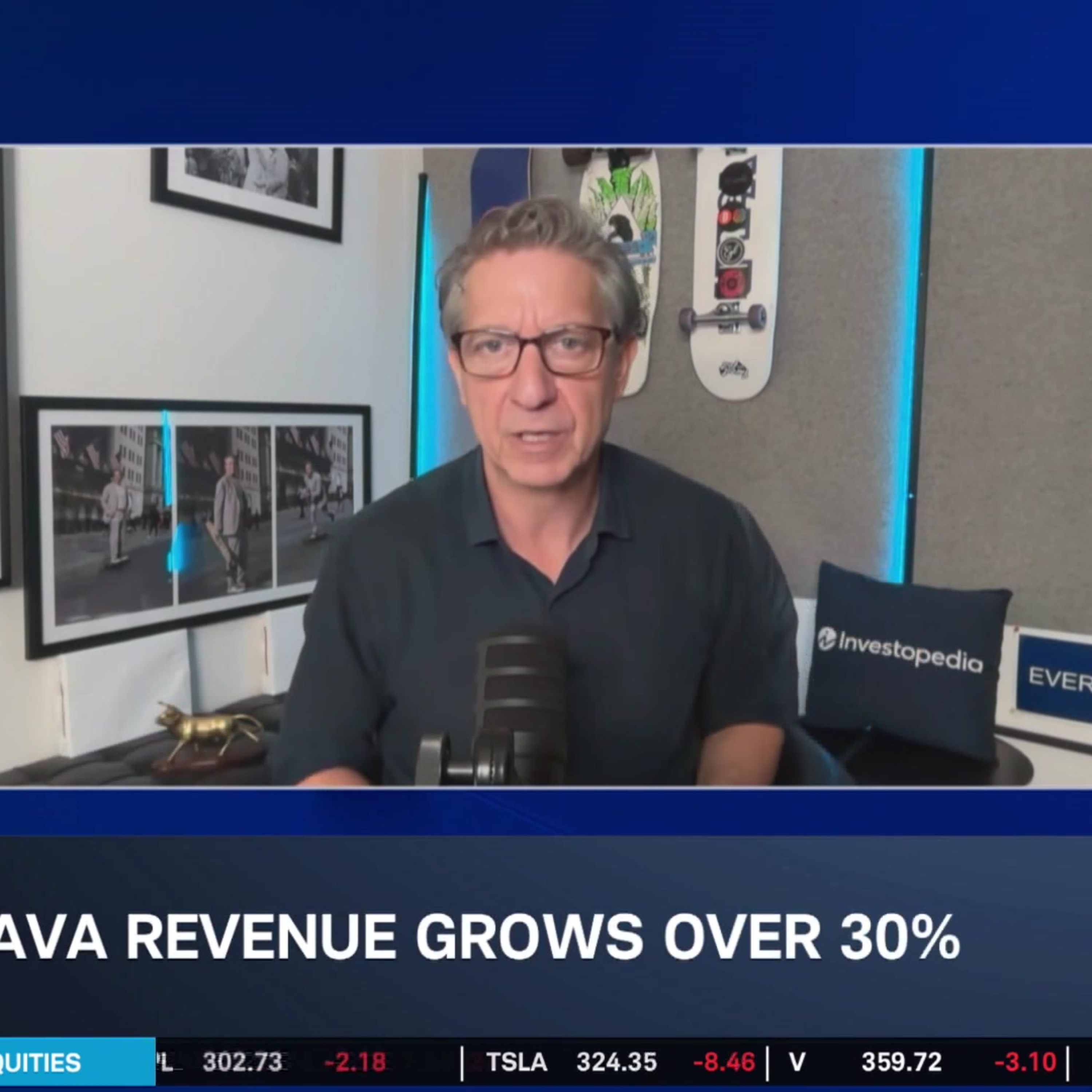 CAVA Soars After Earnings, EAT Taps Record Highs & Setting Table for Options Trade