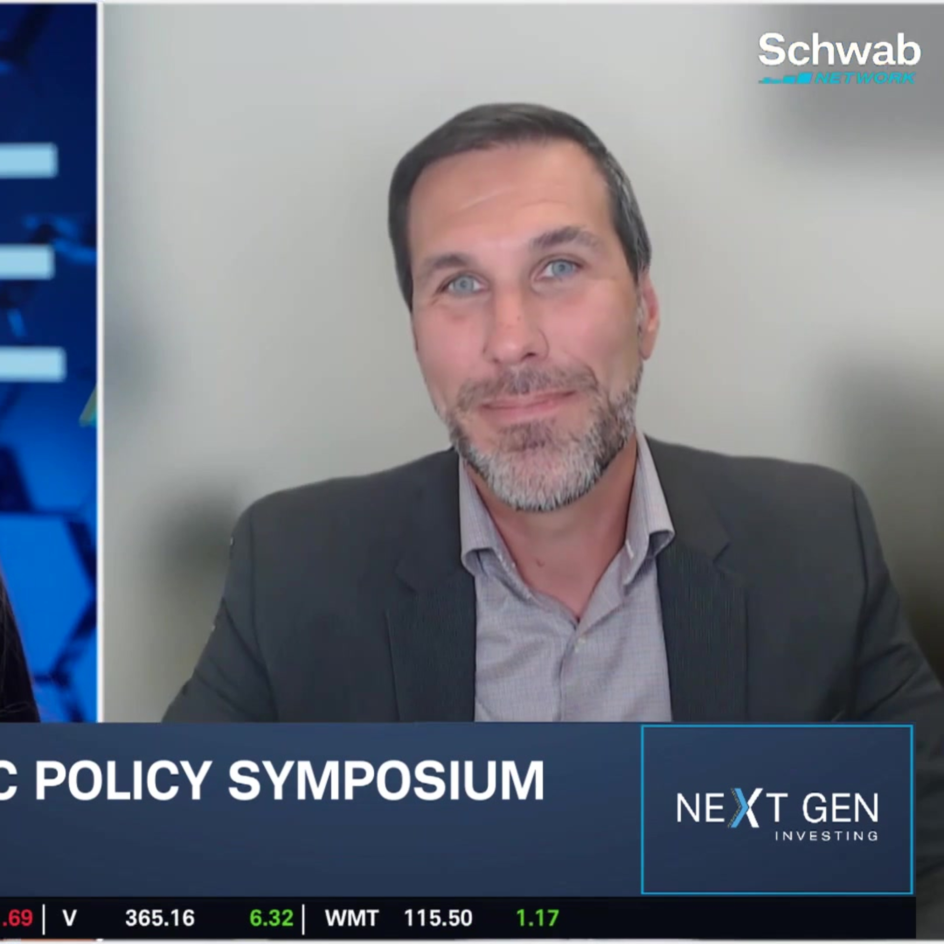 Jeffrey Klingelhofer on Consumer Resilience, Growth and Inflation Risks episode artwork
