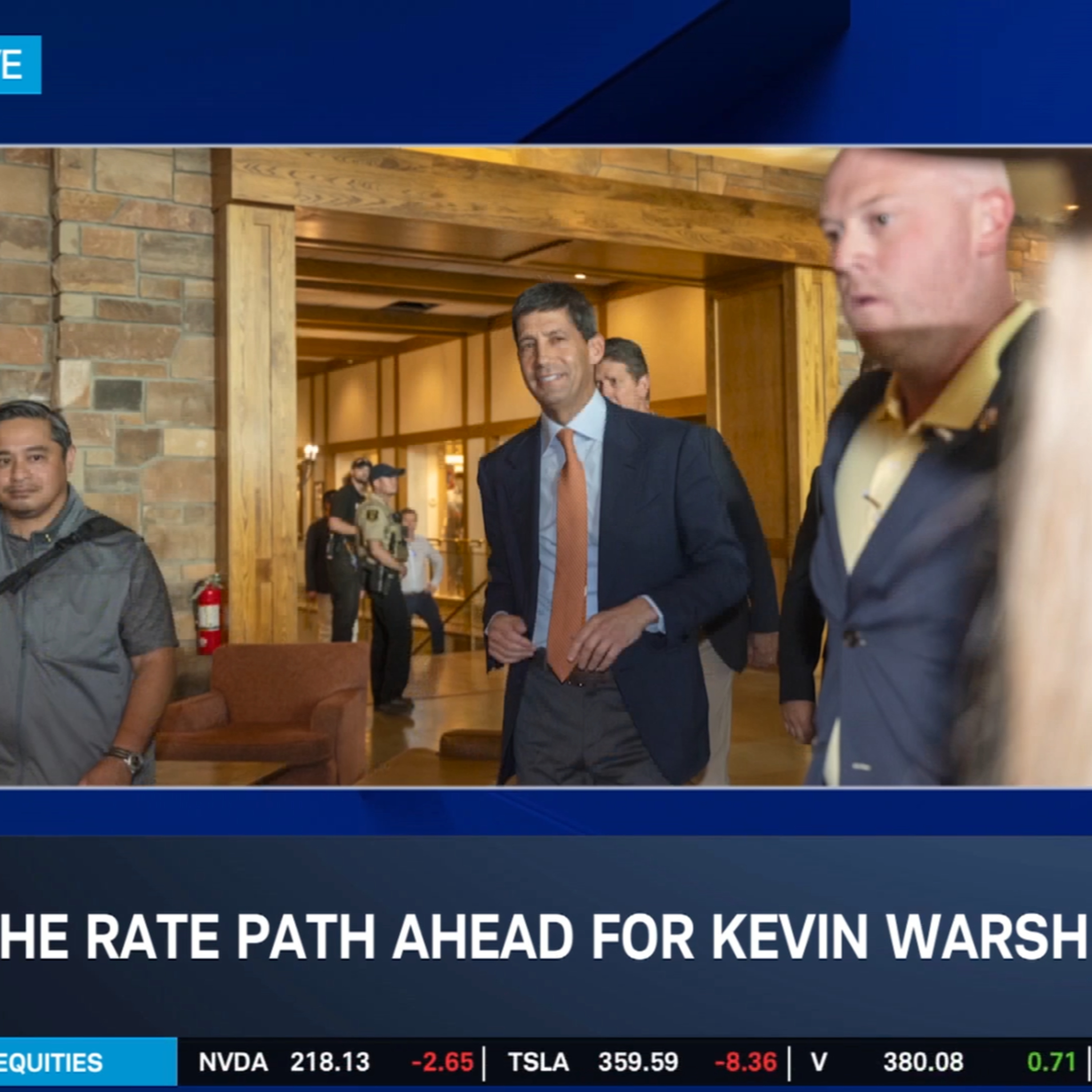 Market Pressures on All Fronts: Wall Street Hit by Crude's Climb, Fed & Tech Debt Episode cover