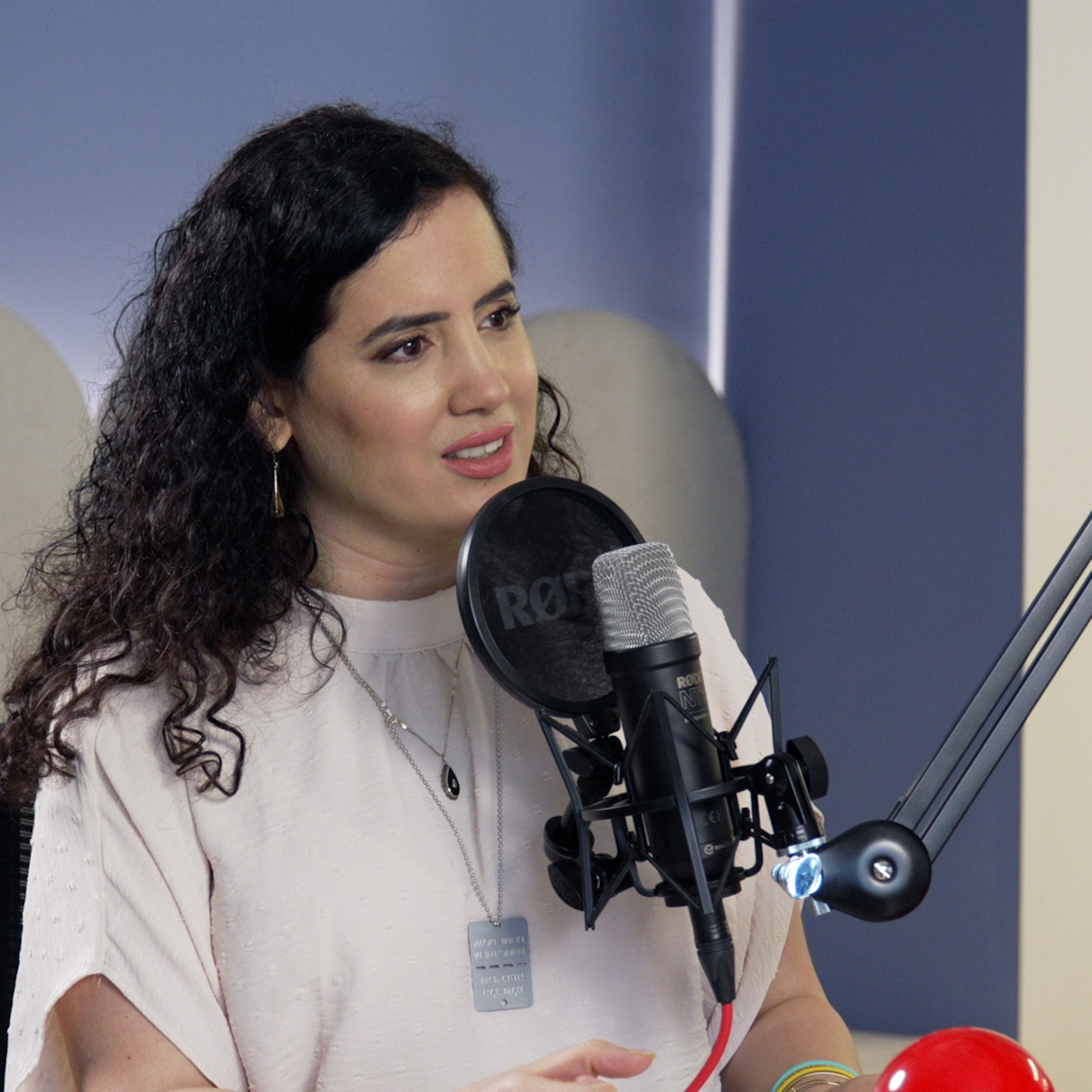 ״נתניהו והליכוד לא עשו עבור מזרחים דבר הם האסון הכי גדול לציבור הזה״ חברת הכנסת ממפלגת העבודה נעמה לזימי על הדרך החדשה עם יאיר גולן, המחאה, משטרת ישראל, בן גביר, קיפוח, האוכלוסיה הערבית בישראל ועוד...