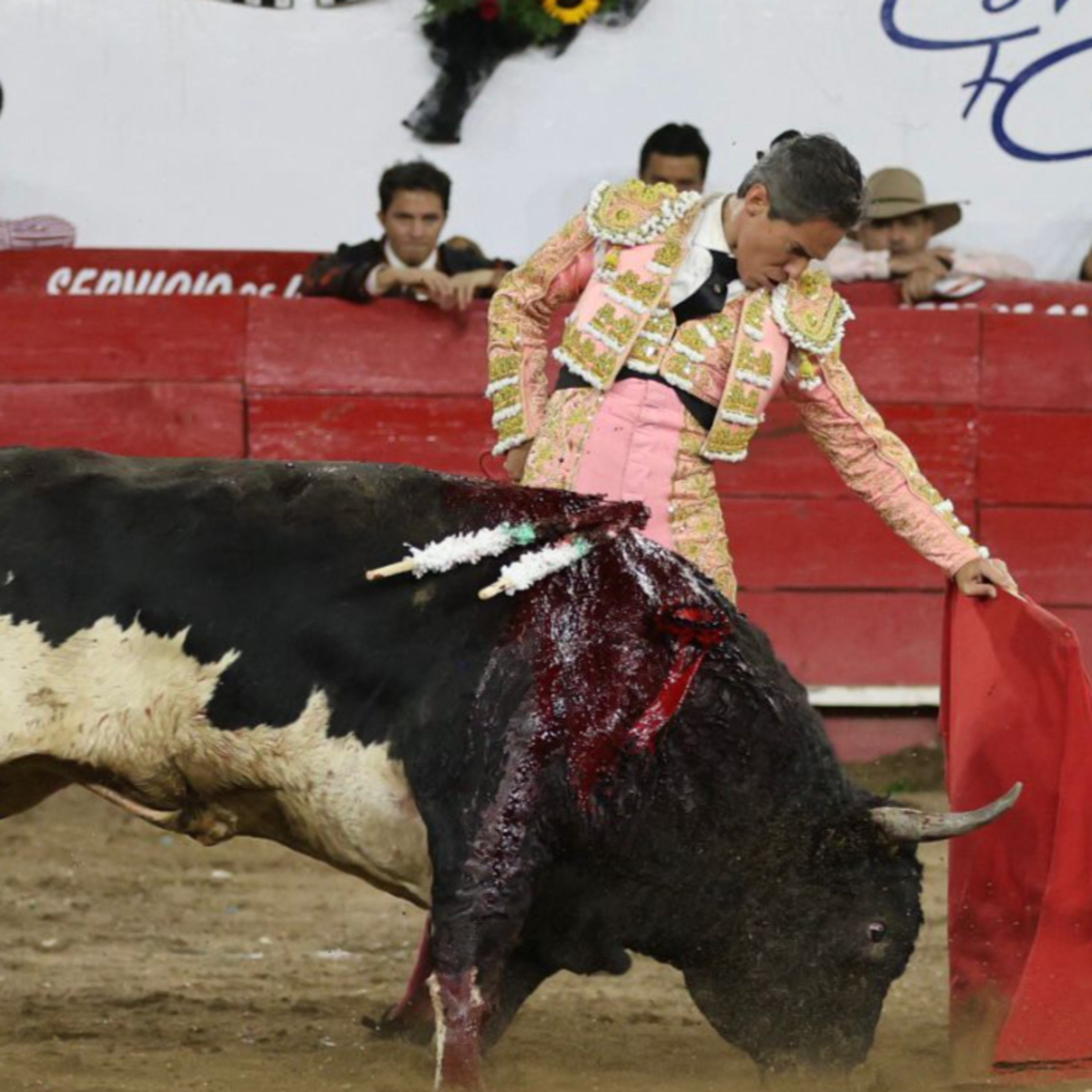 San Constantino y Diego Silveti pararon al público en Autlán en el cierre de Carnaval episode artwork